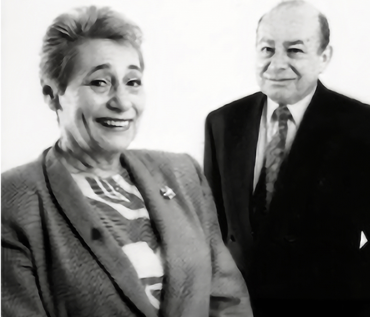 Harry and Rosemary Kanner smiling