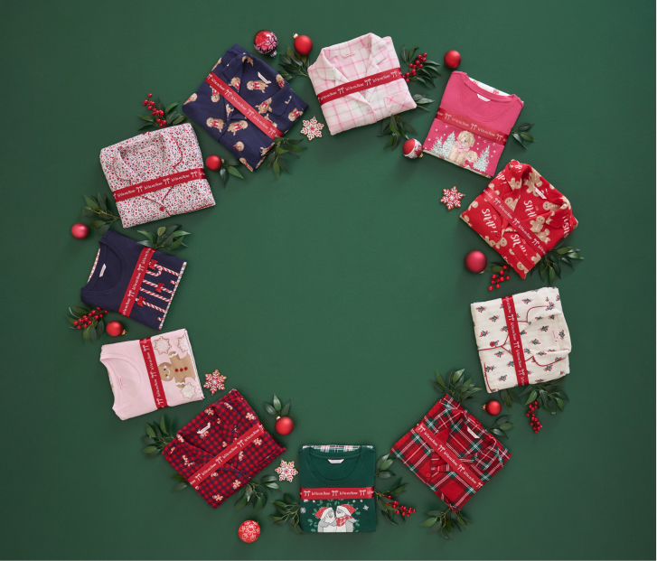 Photos of our employees with the boxes, ready to give away.