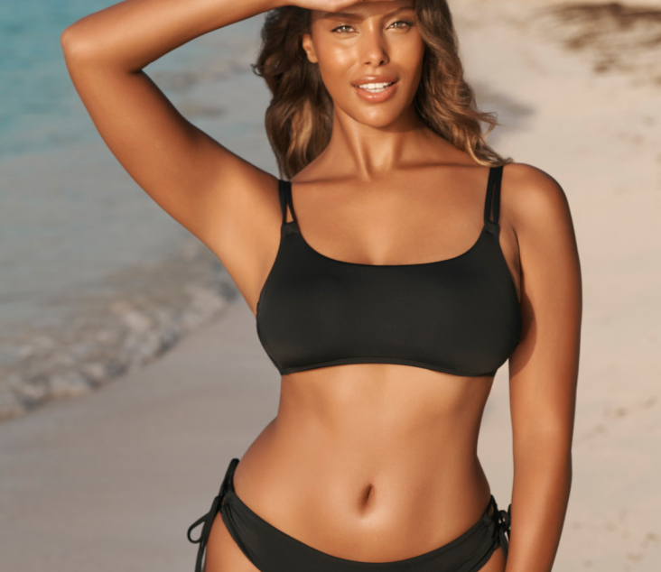 IRRESISTIBLE FROM EVERY ANGLE: THE BLACK BIKINI AND ONE-PIECE SWIMSUITS