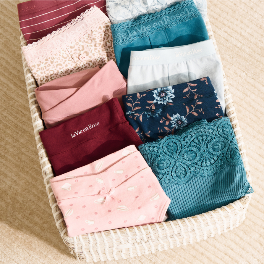 Dark blue floral patterned panty