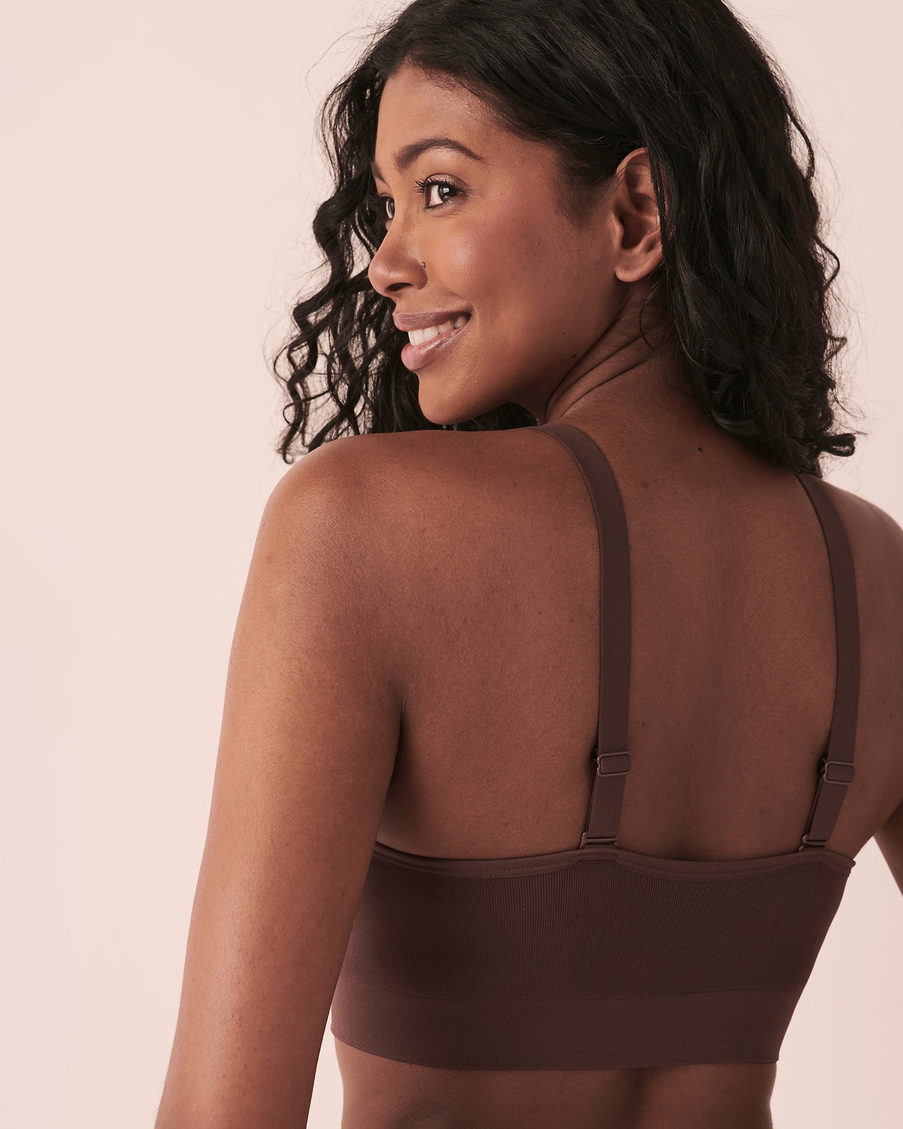 LA VIE EN ROSE Convertible Bandeau Seamless Bra Smooth Coffee 10200261 - View3