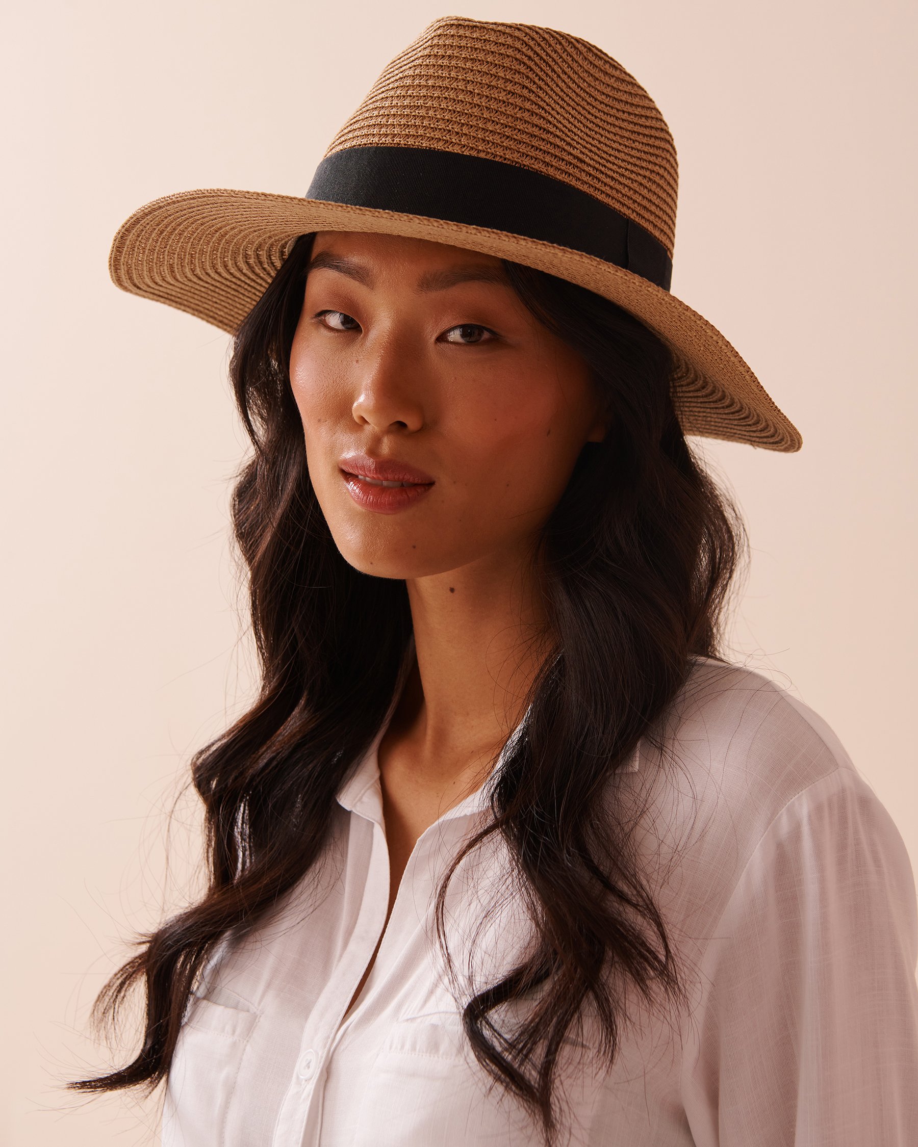 LA VIE EN ROSE AQUA Chapeau de plage Panama Sable 80500103 - View1