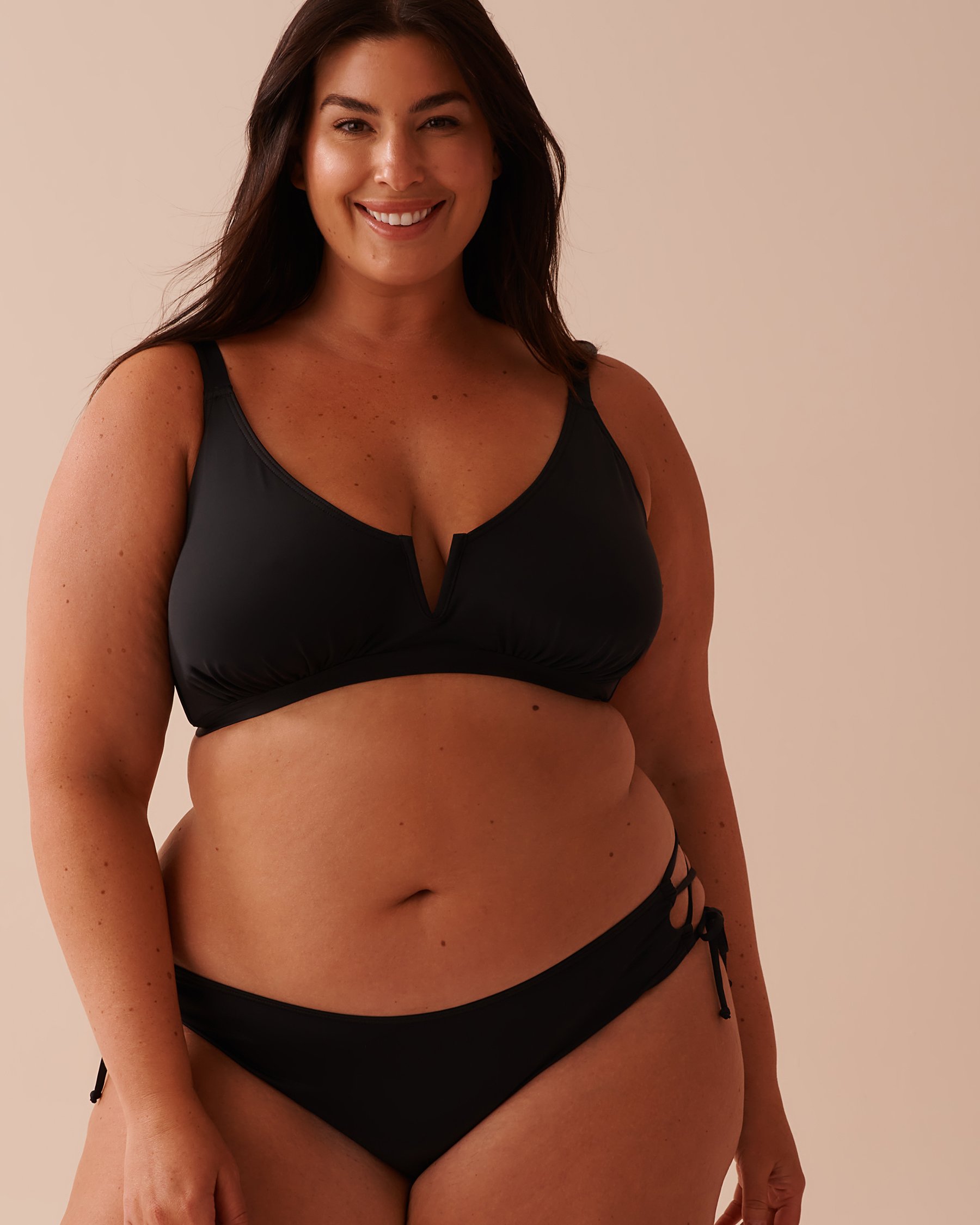 LA VIE EN ROSE AQUA Haut de bikini bralette armature en V bonnet D SOLID Noir 70200147 - Voir5