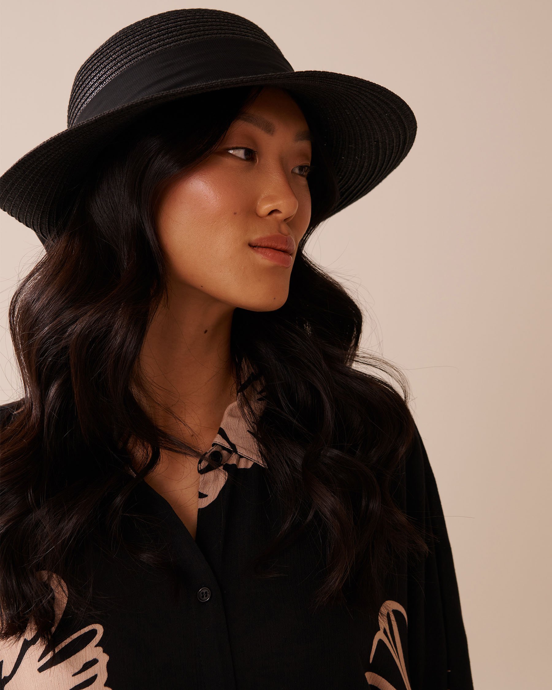 LA VIE EN ROSE AQUA Chapeau cloche avec ruban Noir 80500108 - Voir5