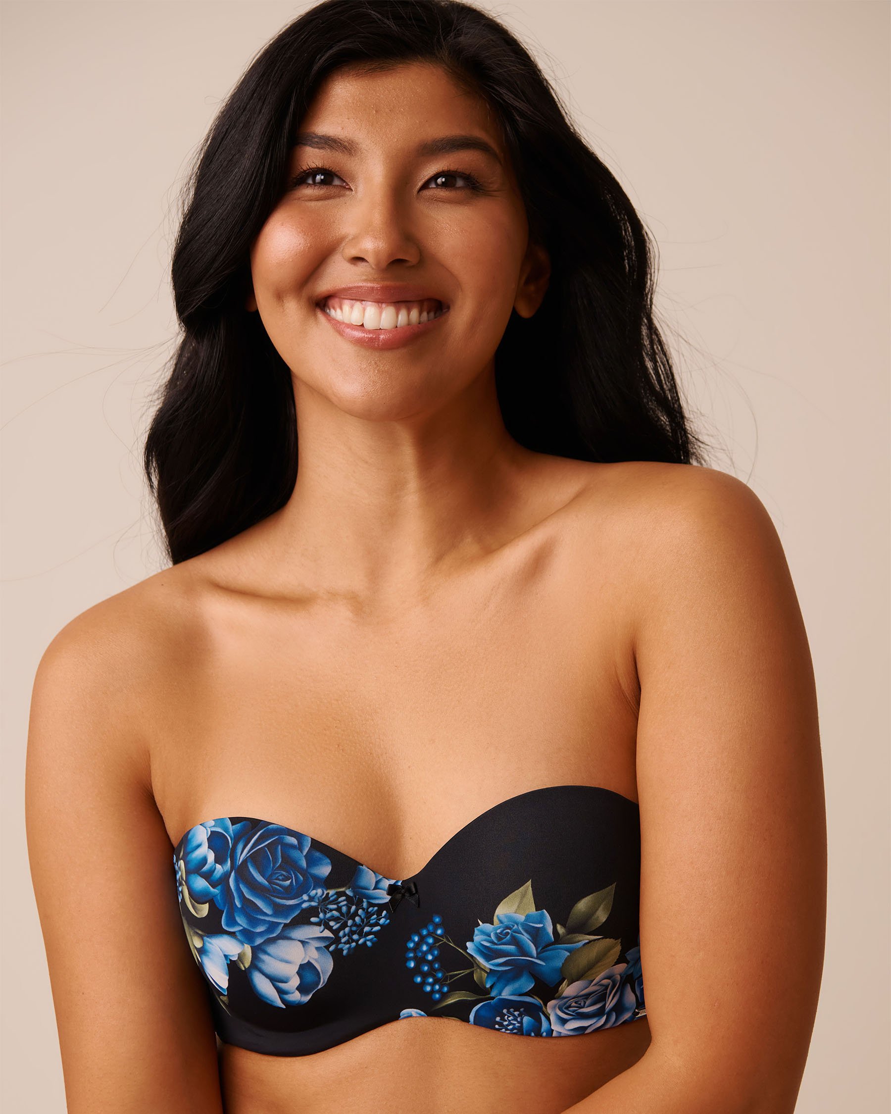 LA VIE EN ROSE Lightly Lined Memory Foam Strapless Bra Blue Rose Garden 10200523 - View5