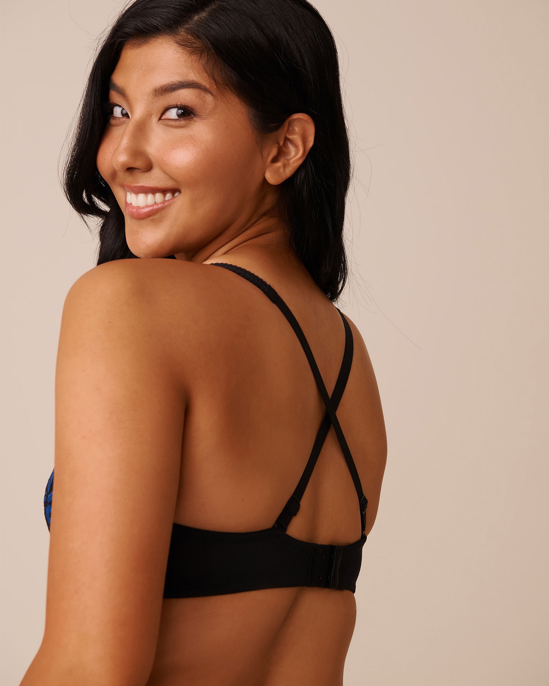 LA VIE EN ROSE Push-up Strapless Demi Bra Black/Blue Flowers 10300201 - View4