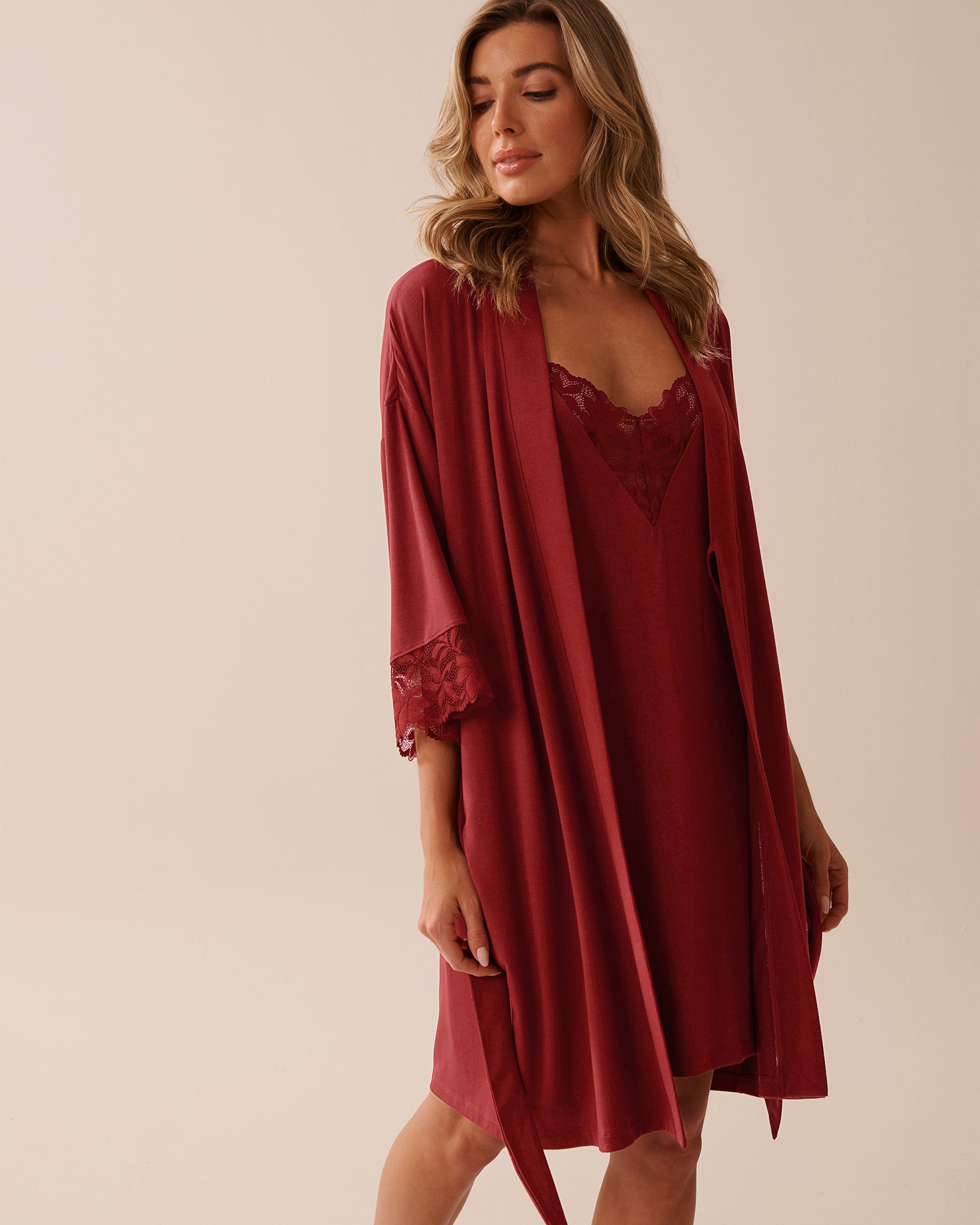 LA VIE EN ROSE Lace Detail Modal Kimono Berry Red 60600100 - View1
