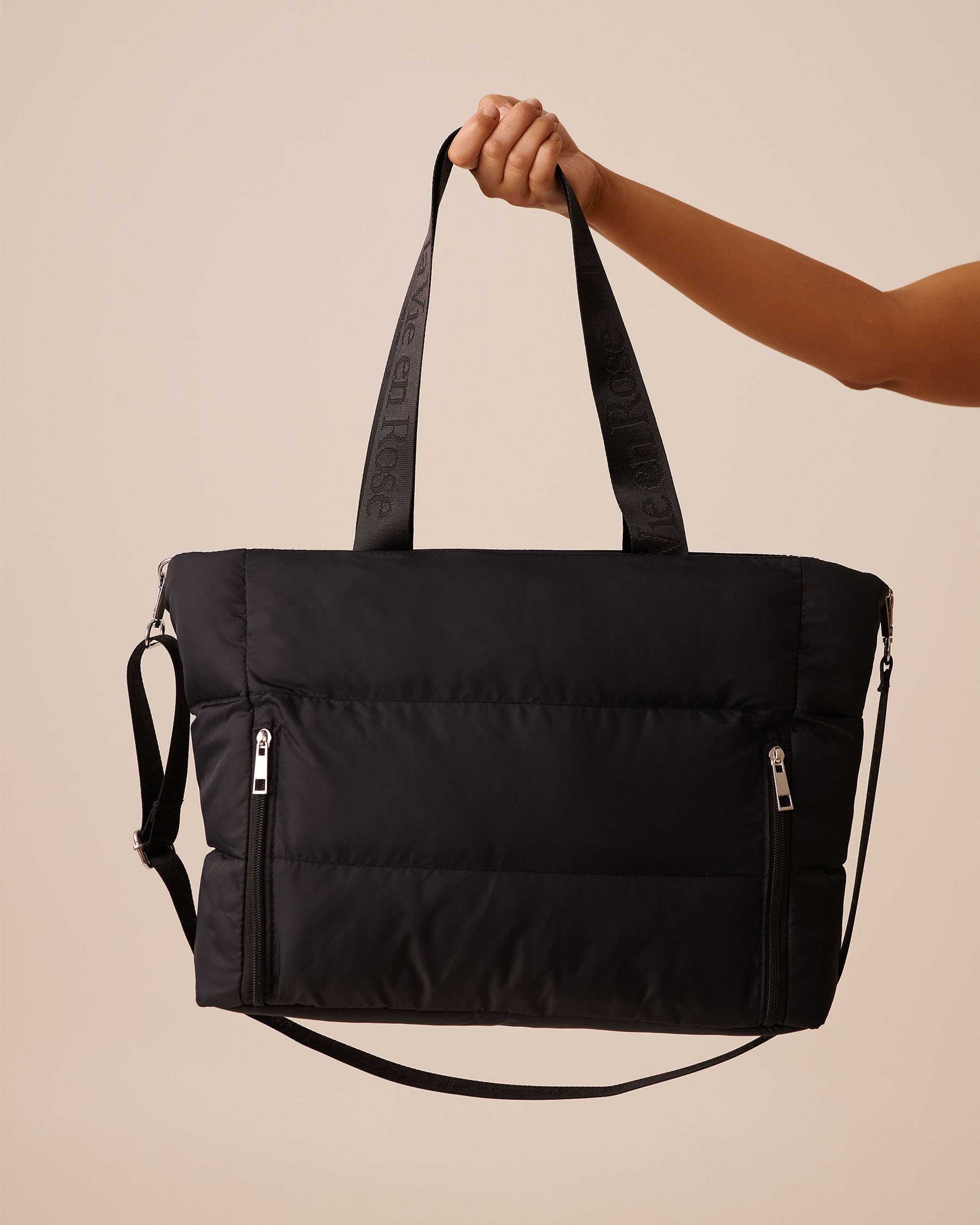 LA VIE EN ROSE Quilted Tote Bag Black 40700404 - View6