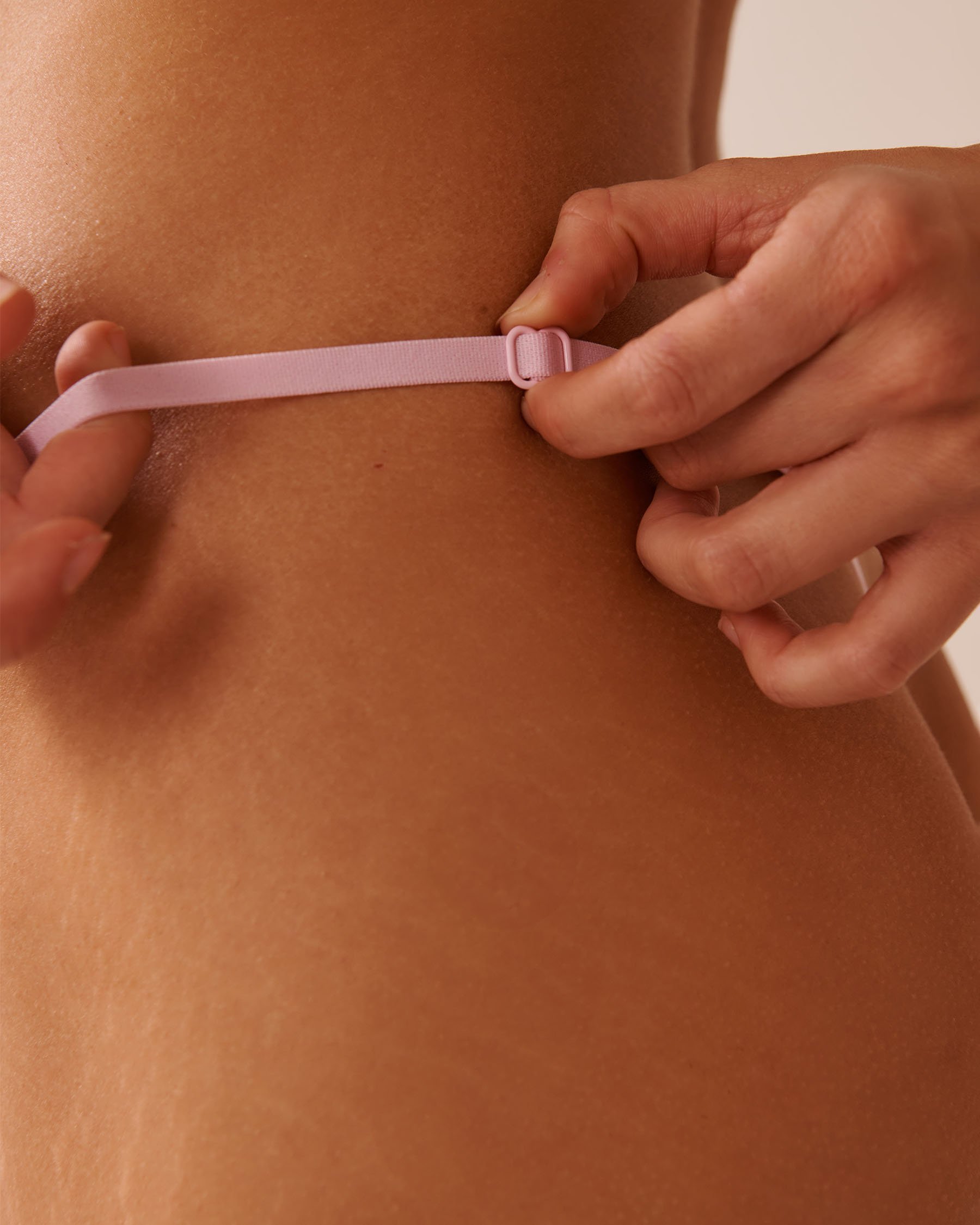 LA VIE EN ROSE Adjustable Lace String Panty Tender Pink 20200663 - View3