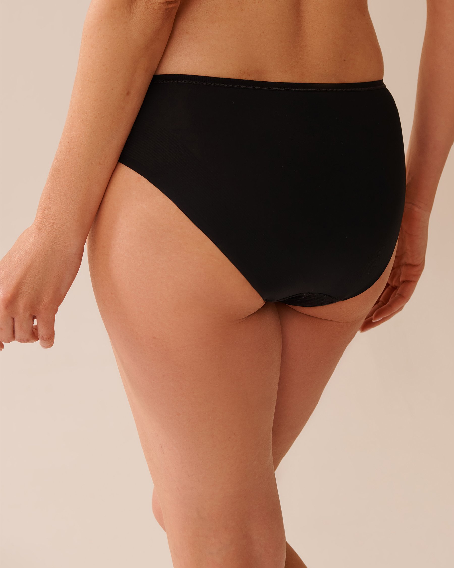 LA VIE EN ROSE Microfiber and Mesh Sleek Back Bikini Panty Black & Pink Floral 20300416 - View2