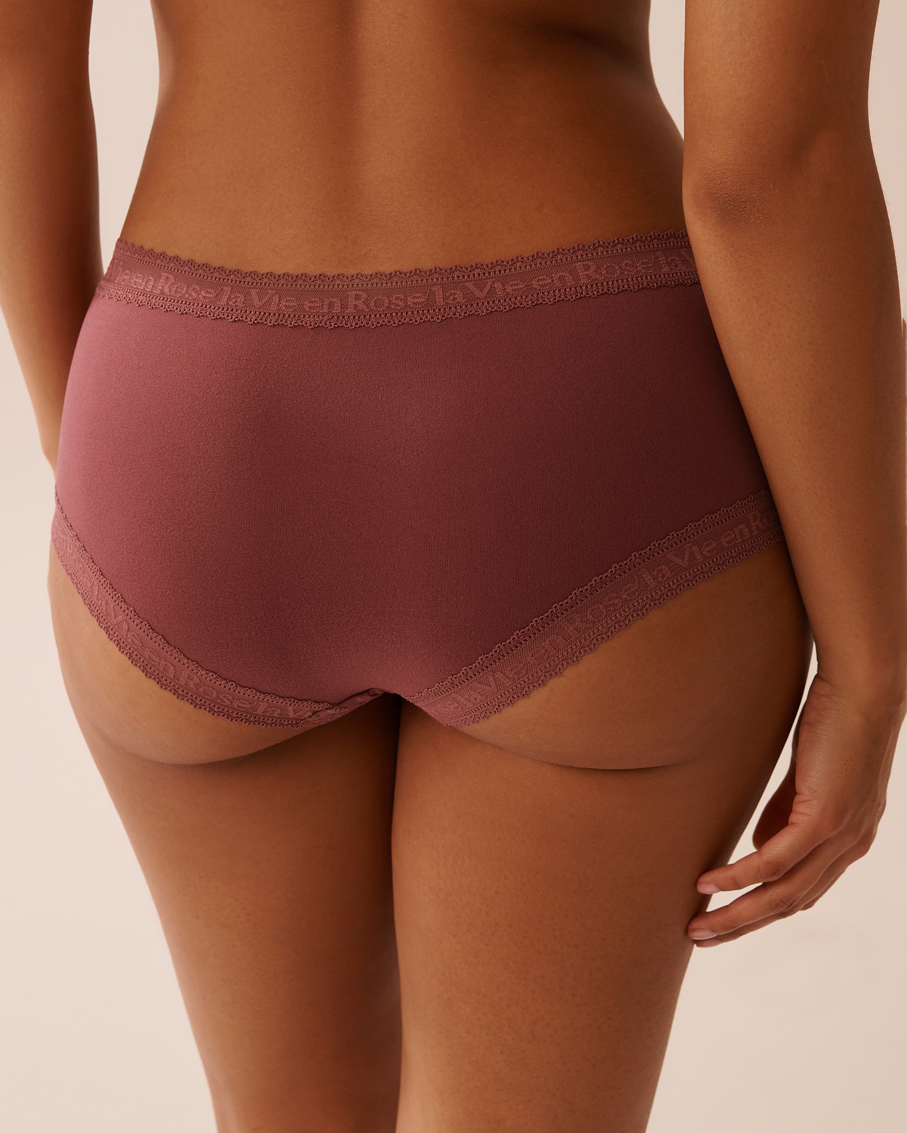 LA VIE EN ROSE Super Soft Lace Trim Boyleg Panty Raspberry Red 20100628 - View2