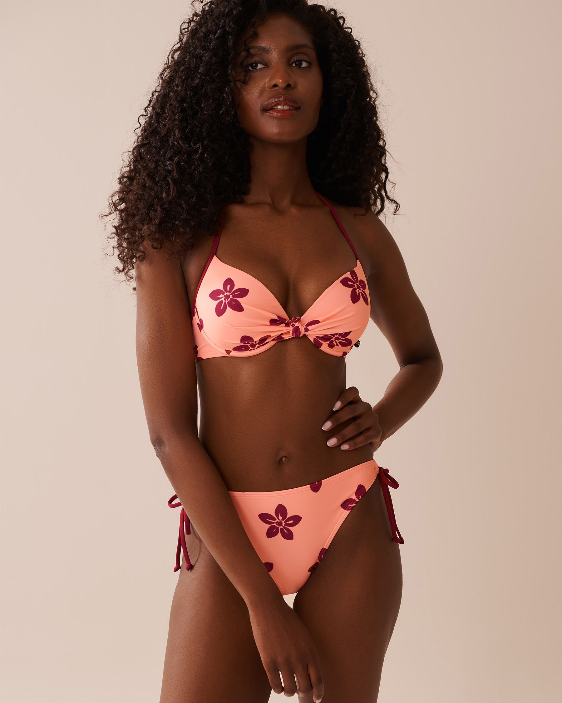 LA VIE EN ROSE AQUA CORAL RED FLORAL Push-up Bikini Top Coral Red Floral 70100795 - View1