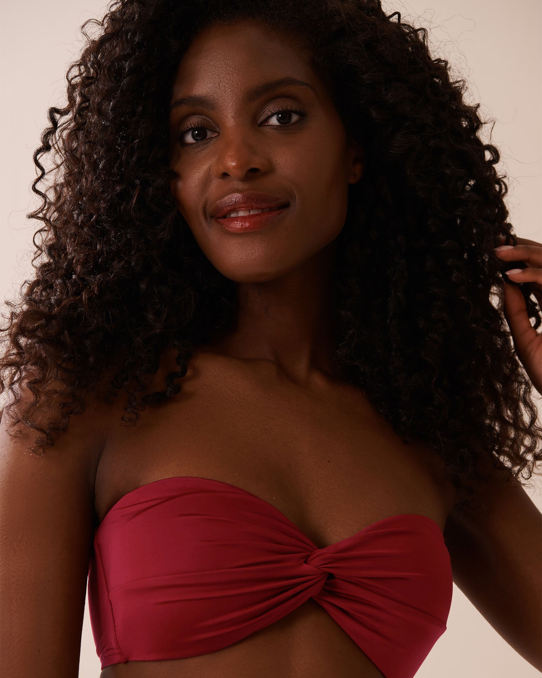 LA VIE EN ROSE AQUA DEEP RED Twisted Bandeau Bikini Top Deep Red 70100800 - View1