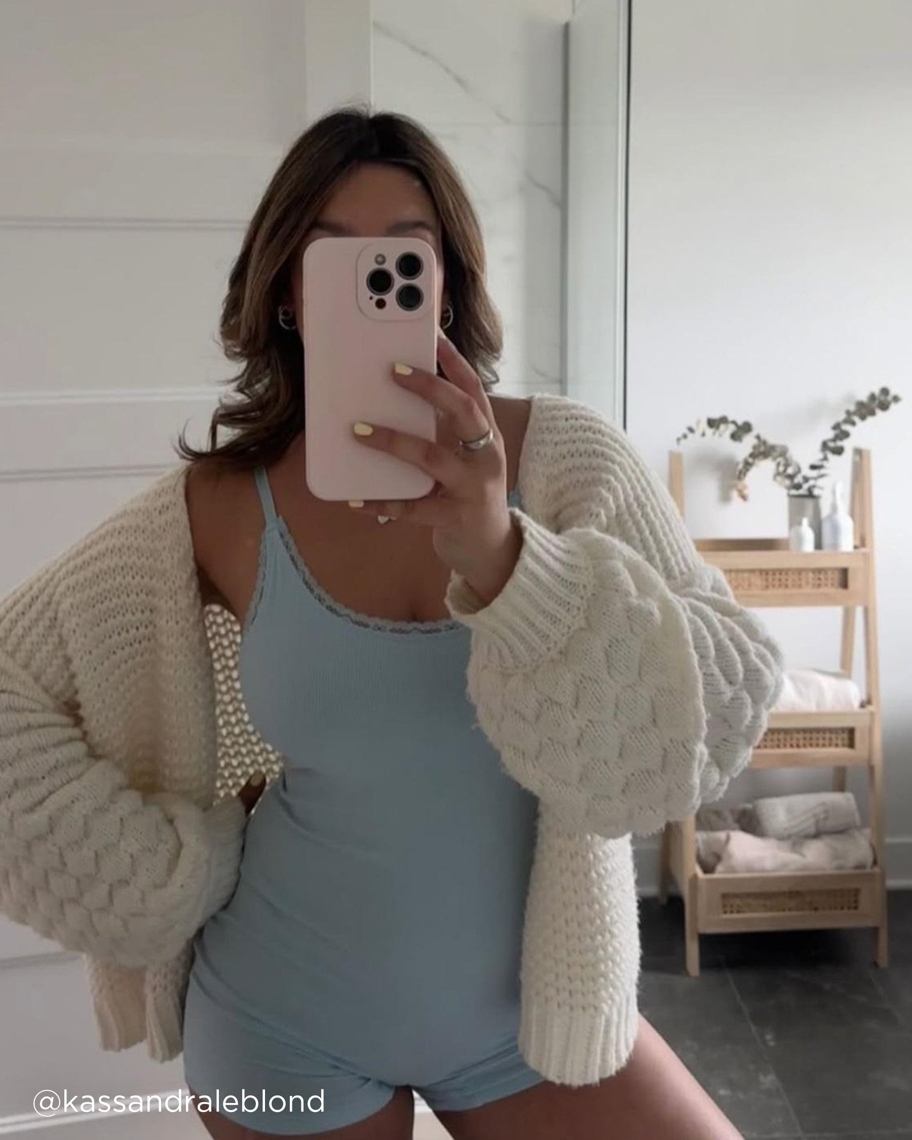 LA VIE EN ROSE Combishort en modal côtelé et bordure de dentelle Bleu ciel 60300099 - View4