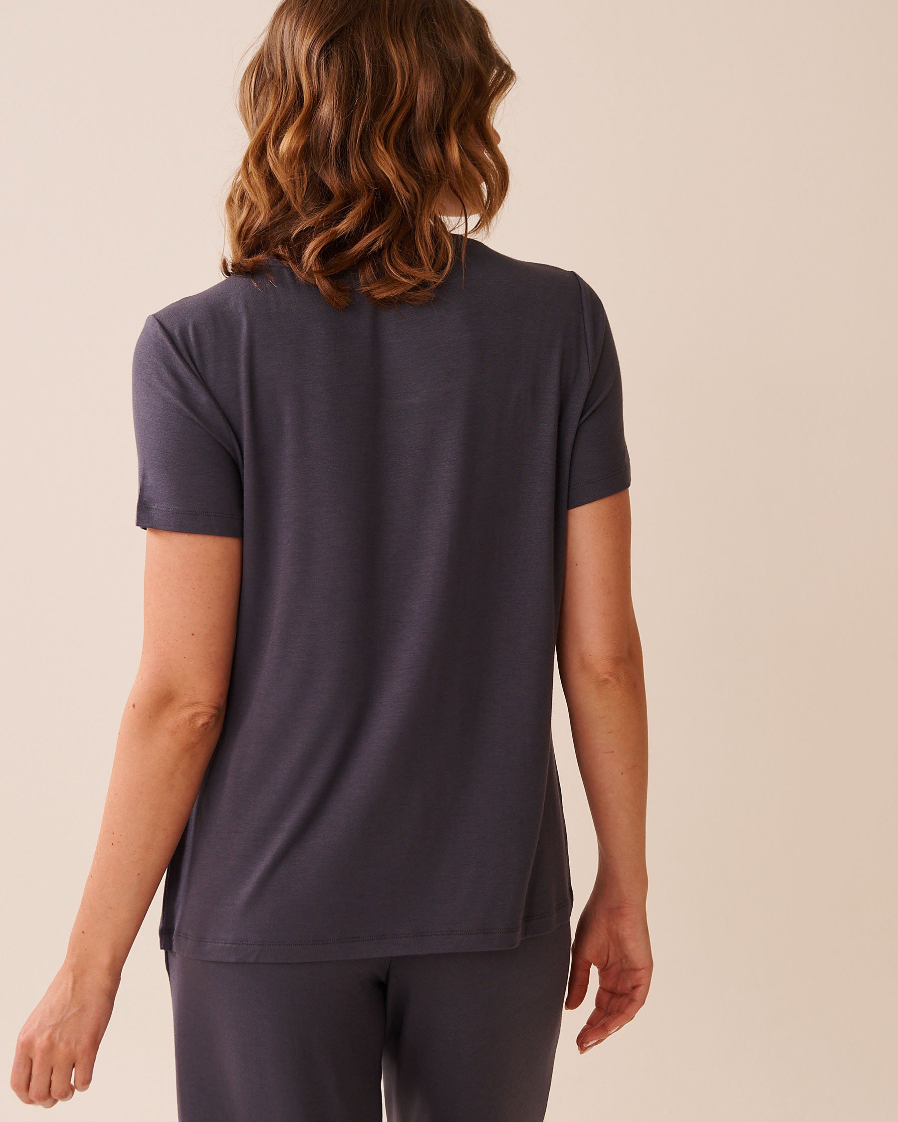 LA VIE EN ROSE Ditsy Floral Print Soft Jersey Crew Neck T-shirt Anthracite 60100159 - View2