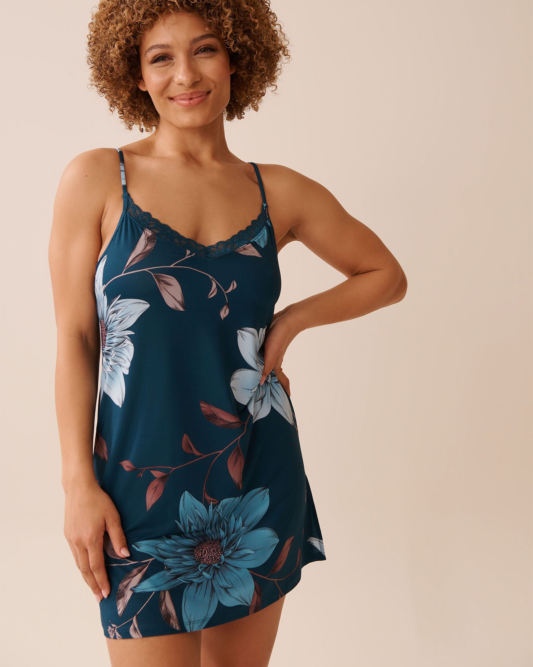 LA VIE EN ROSE Recycled Fibers Chrysanthemum Print Nightie with Shelf Bra Blue Chrysanthemum 60500205 - View1