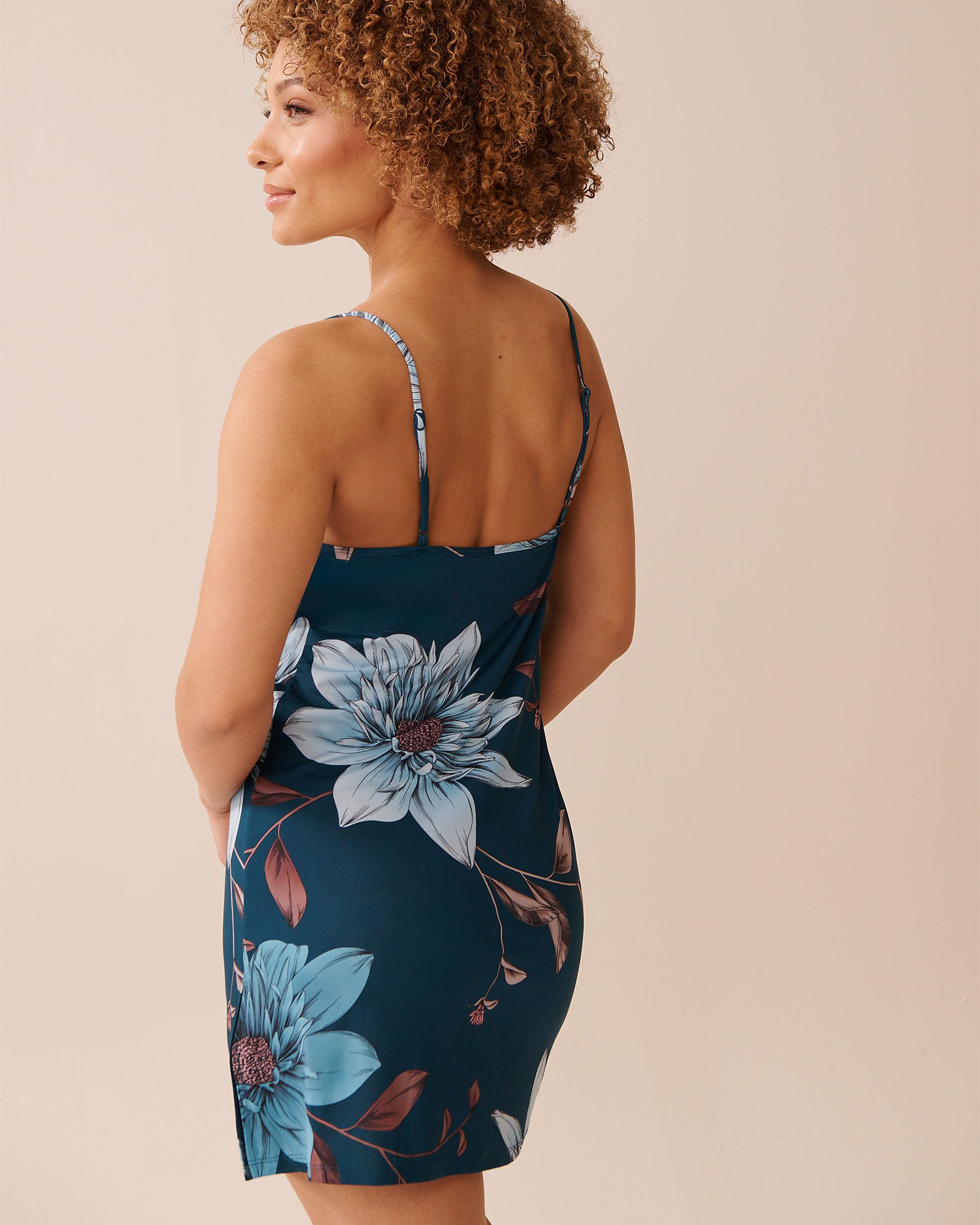 LA VIE EN ROSE Recycled Fibers Chrysanthemum Print Nightie with Shelf Bra Blue Chrysanthemum 60500205 - View2