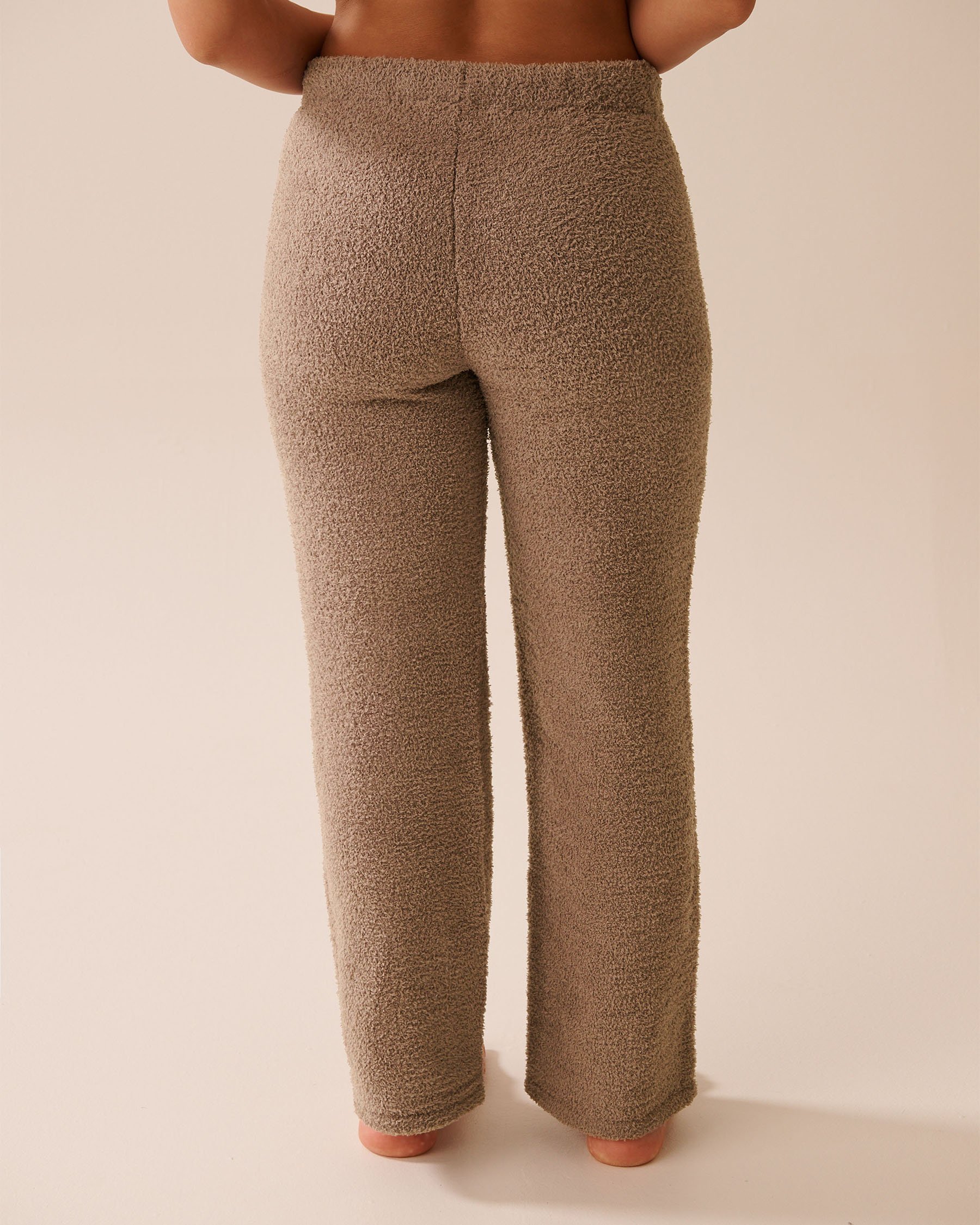 LA VIE EN ROSE Chenille Pants Brown 50200103 - View3