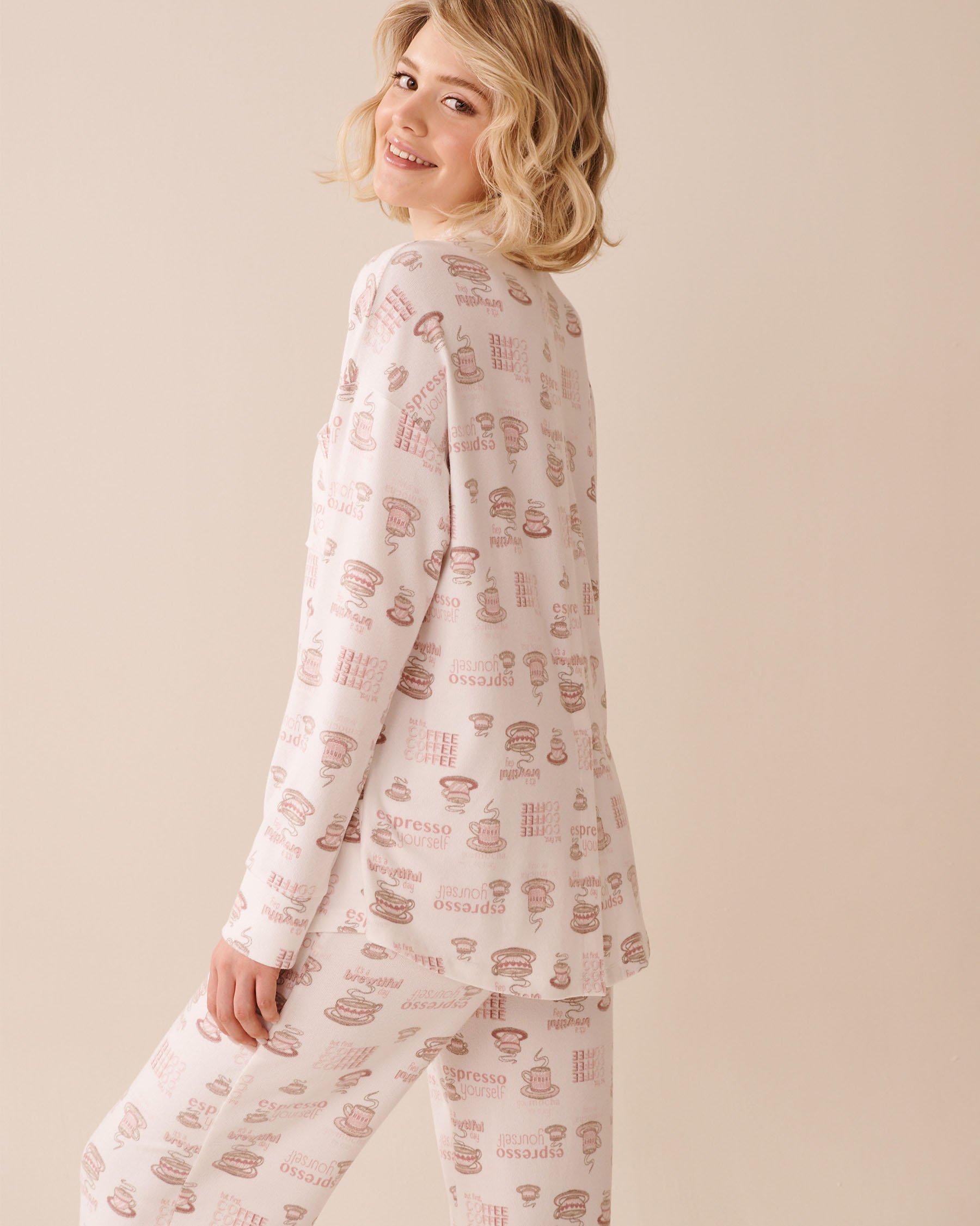 LA VIE EN ROSE Espresso Print Recycled Fibers Button-down Shirt White/Espresso 40100776 - View3