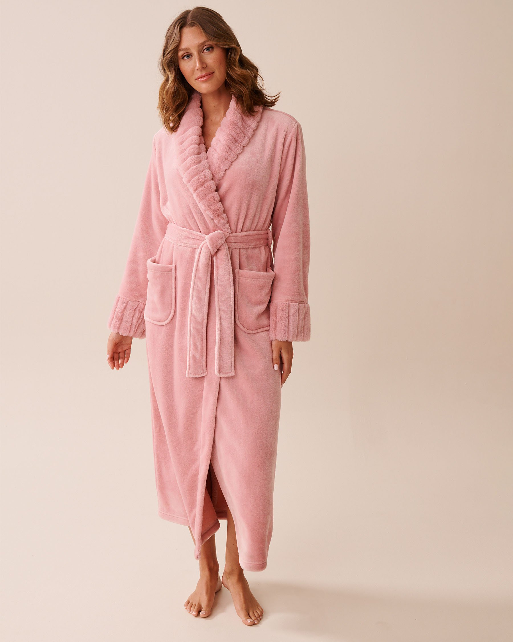 LA VIE EN ROSE Long Faux Fur and Soft Plush Robe Blush Pink 40600211 - View1