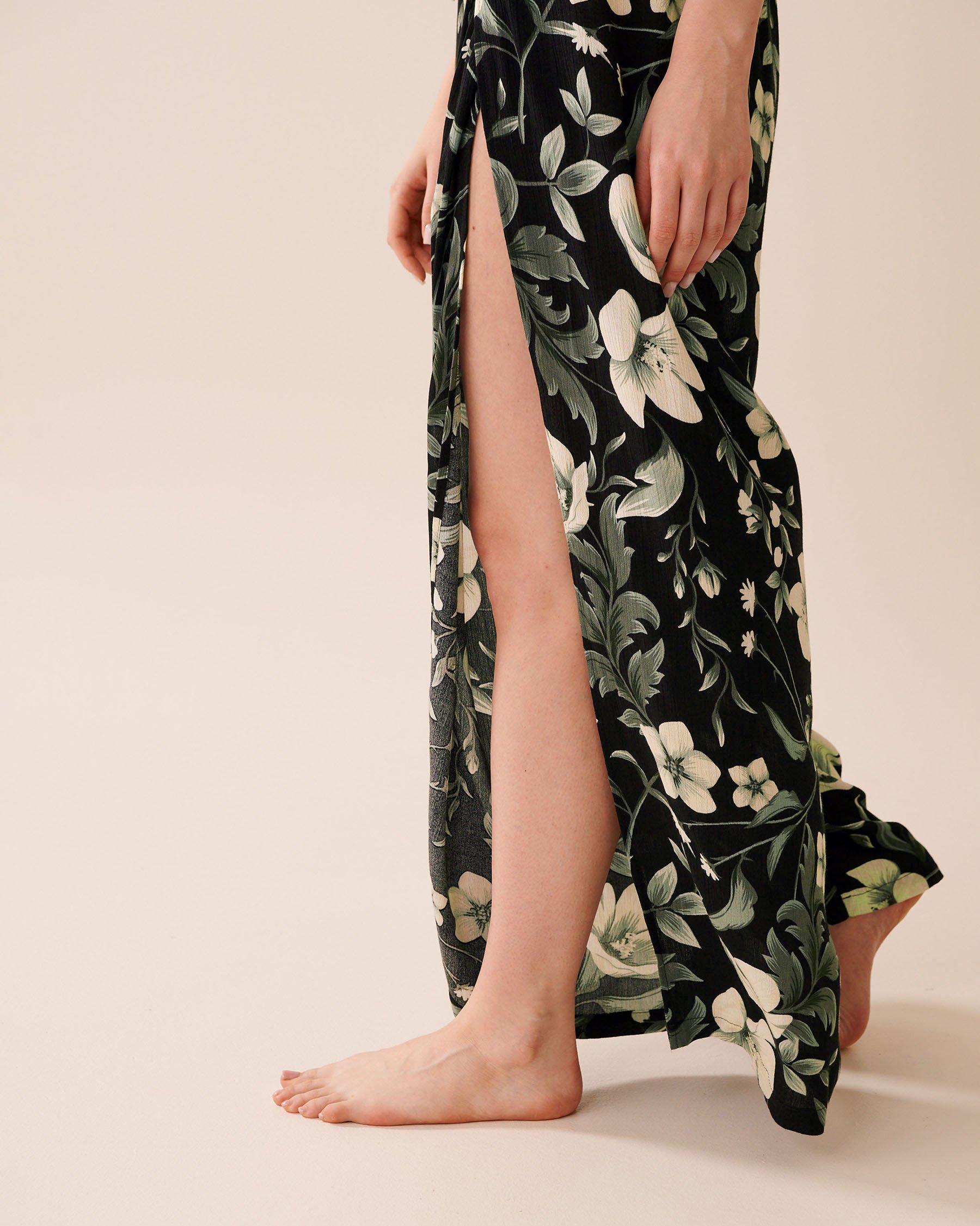 LA VIE EN ROSE AQUA Wrap Around Gauze Pants After Dark Blooms 80200077 - View5