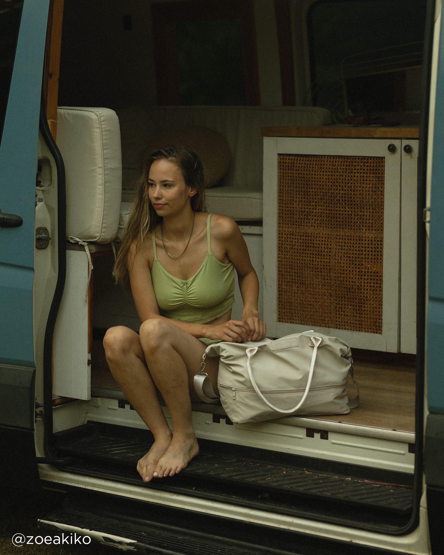 LA VIE EN ROSE Super Soft Lace Trim Crop Cami with Shelf Bra Honeydew Green 40100754 - View6