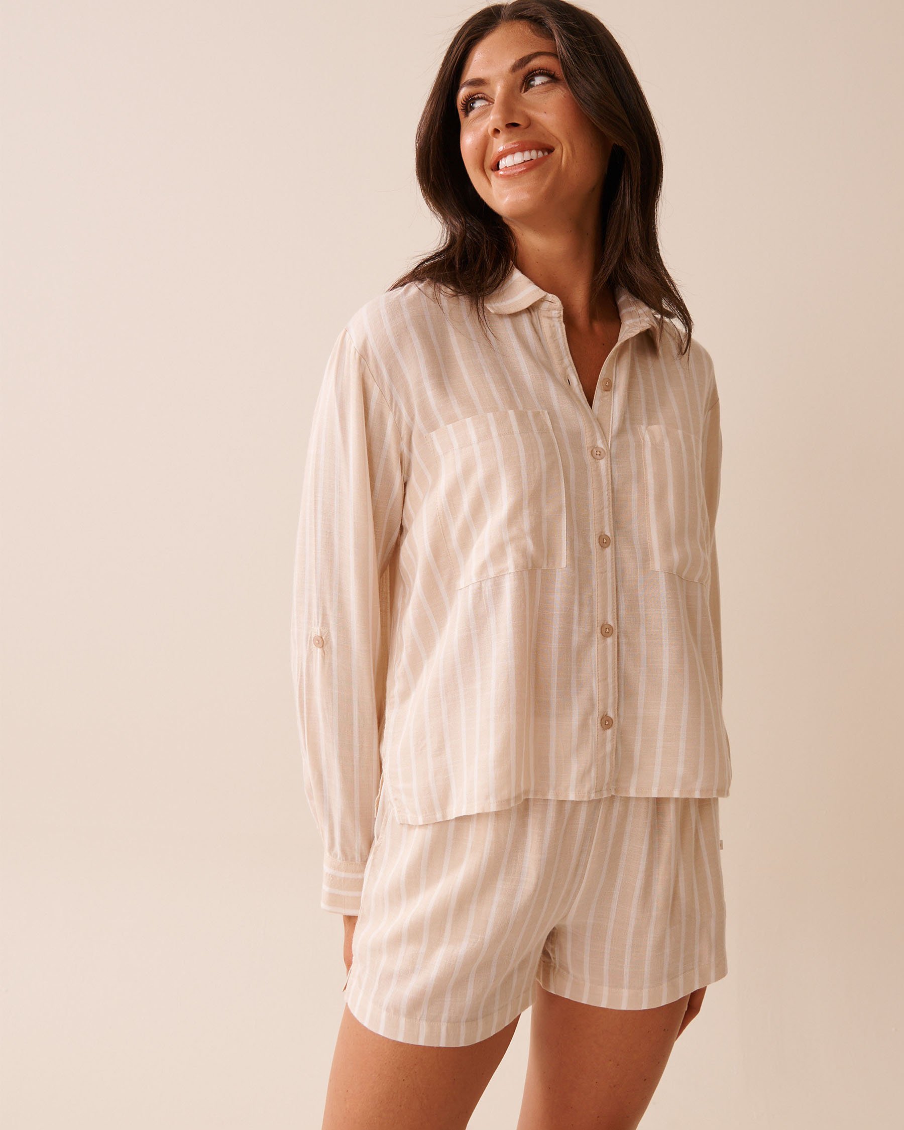 LA VIE EN ROSE AQUA Striped Shorts Beige & White Stripes 80200079 - View3