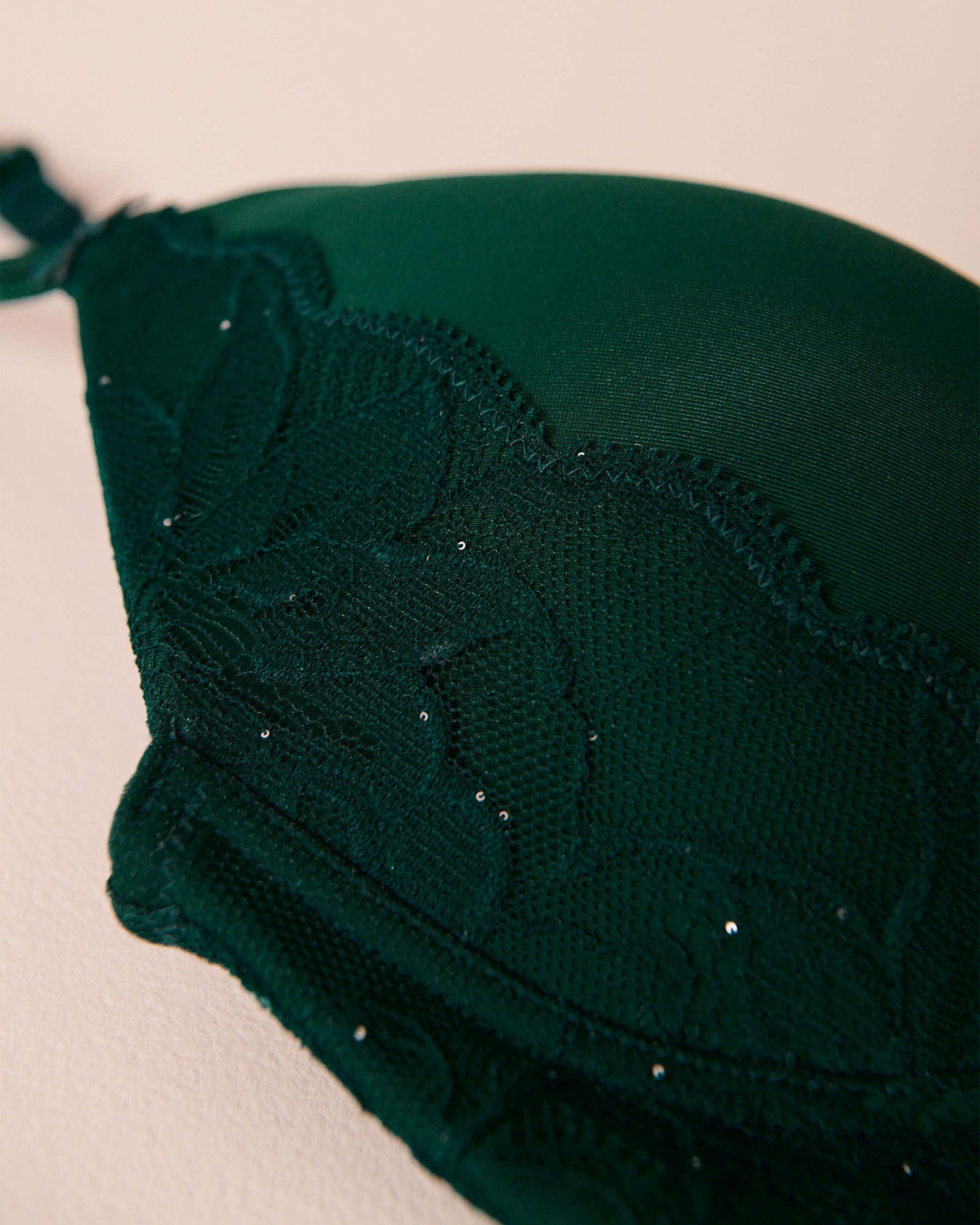 LA VIE EN ROSE Lightly Lined Wireless Mastectomy Bra Fir Green 10200556 - View5