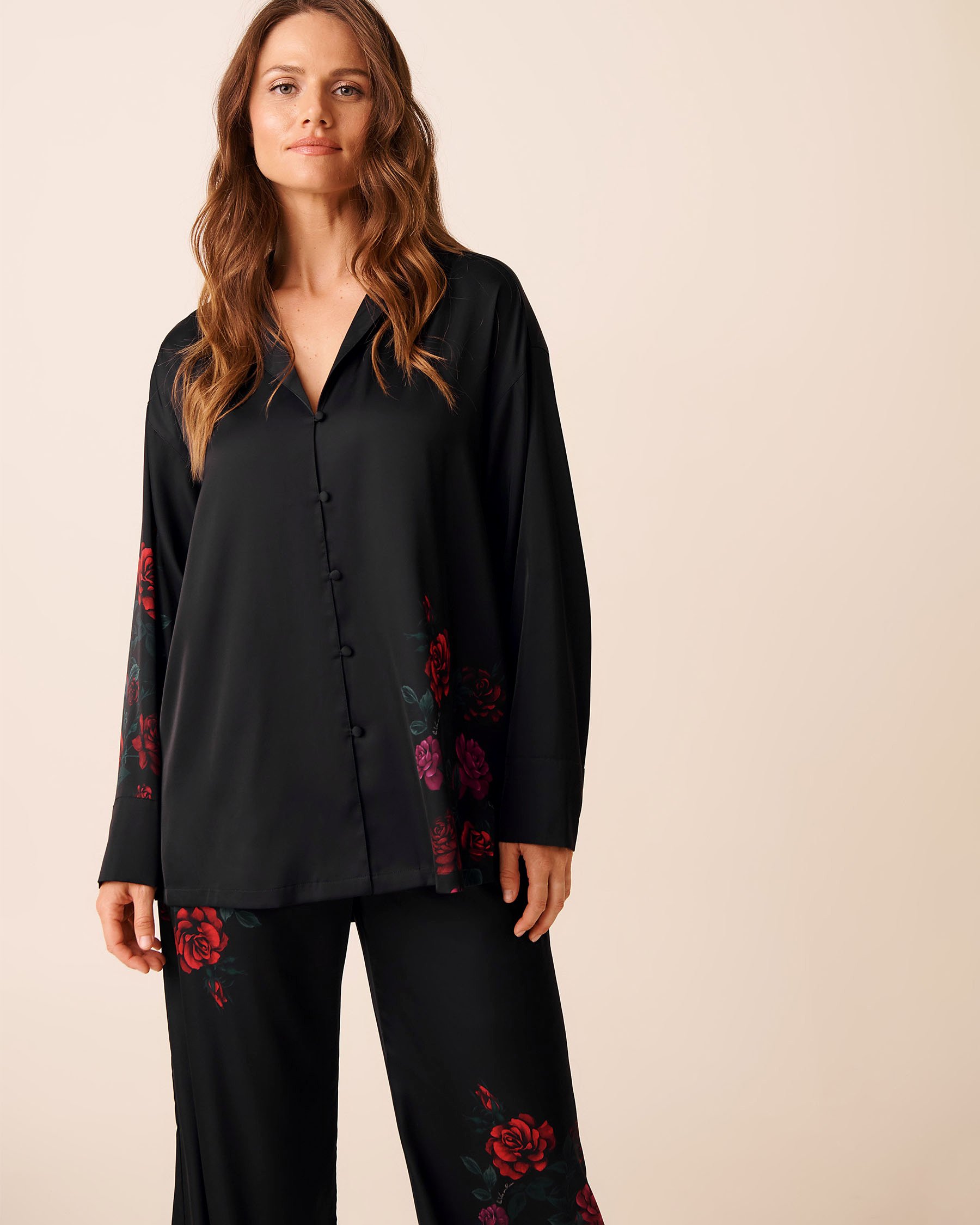 LA VIE EN ROSE Red Rose Print Satin Button-down Shirt Black/Red Roses 60100161 - View1