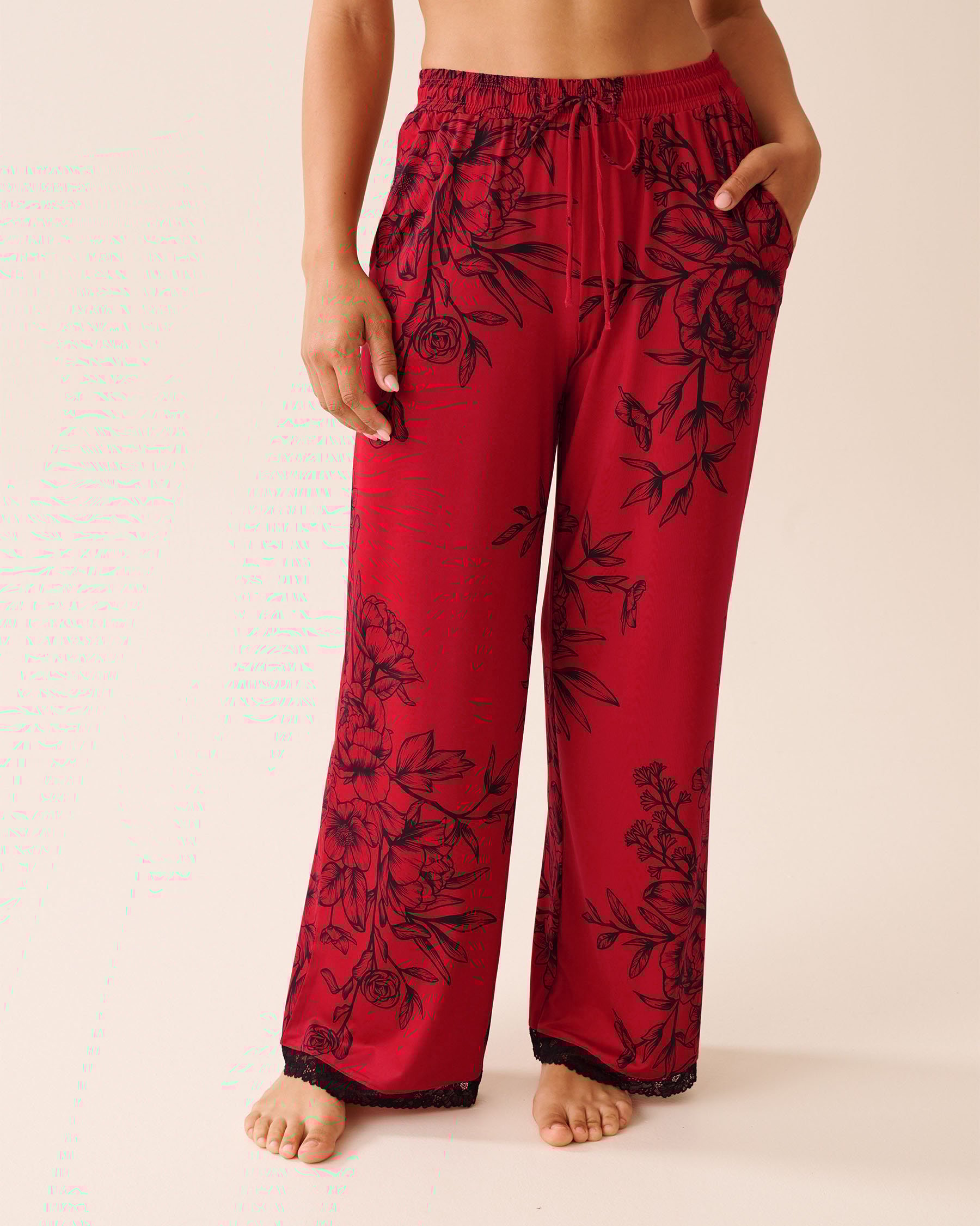LA VIE EN ROSE Crimson Bloom Recycled Fibers Lace Trim Pants Crimson Bloom 60200160 - View1