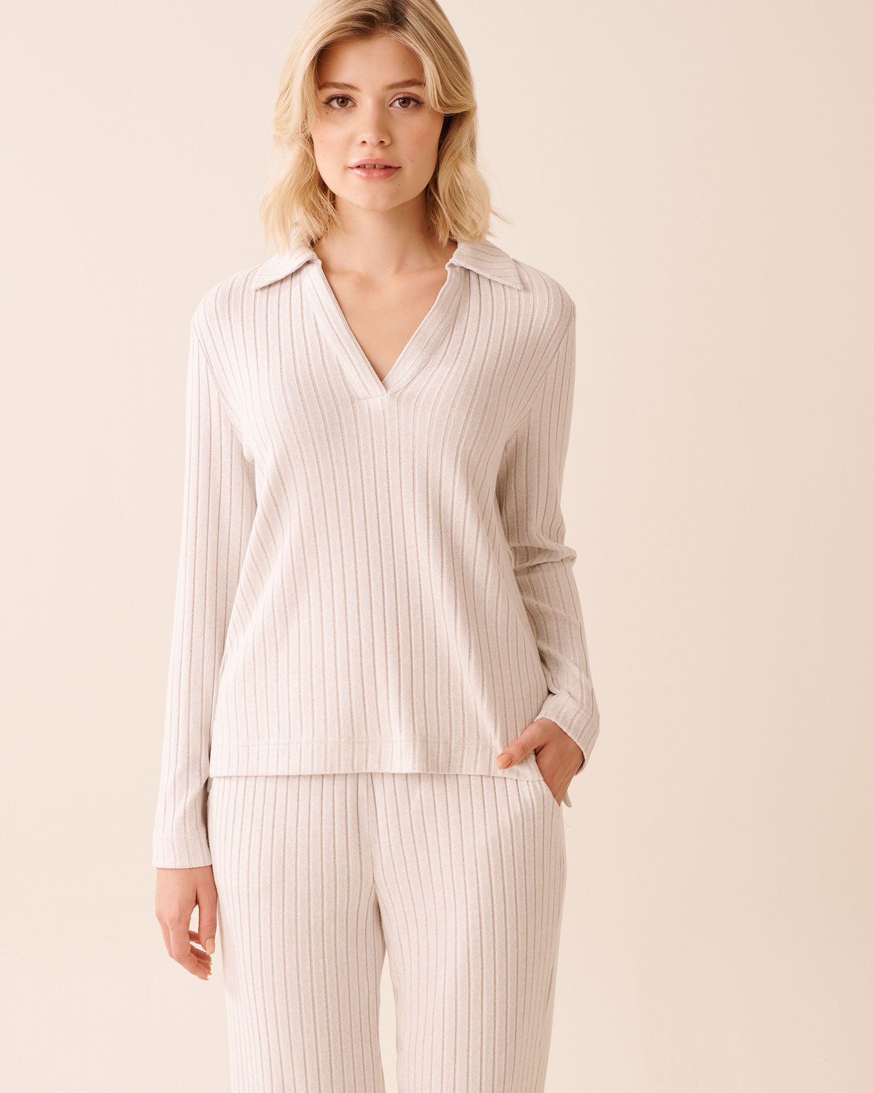 LA VIE EN ROSE Ribbed Long Sleeve Shirt Beige 50100116 - View1