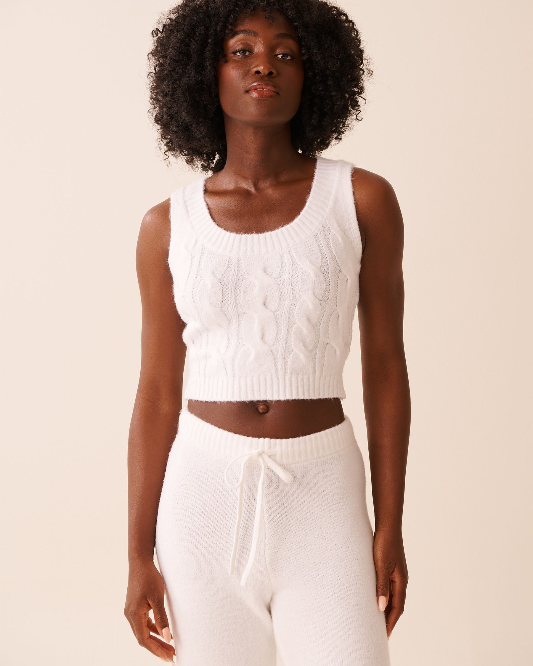 LA VIE EN ROSE Cable-Knit Crop Cami White 50100118 - View1