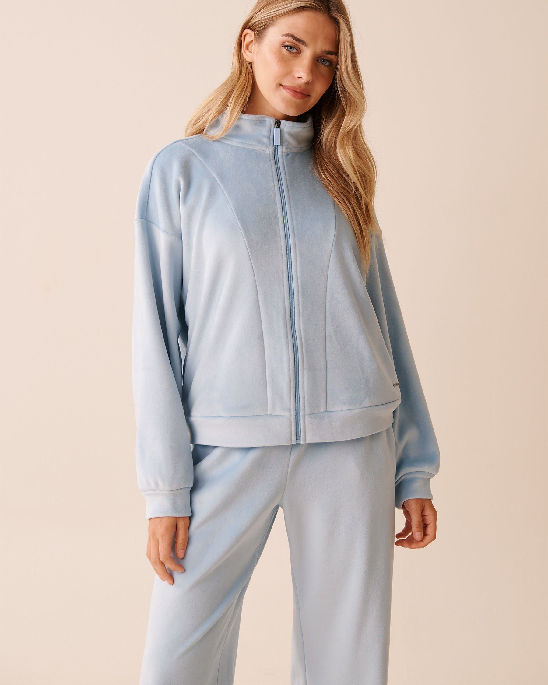 LA VIE EN ROSE Velvet Zip-up Sweatshirt Light Blue 50100119 - View1