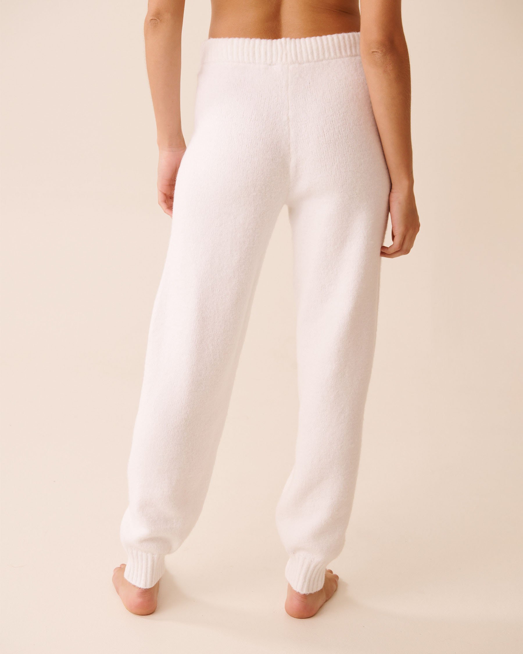 LA VIE EN ROSE Knit Jogger Pants White 50200107 - View2