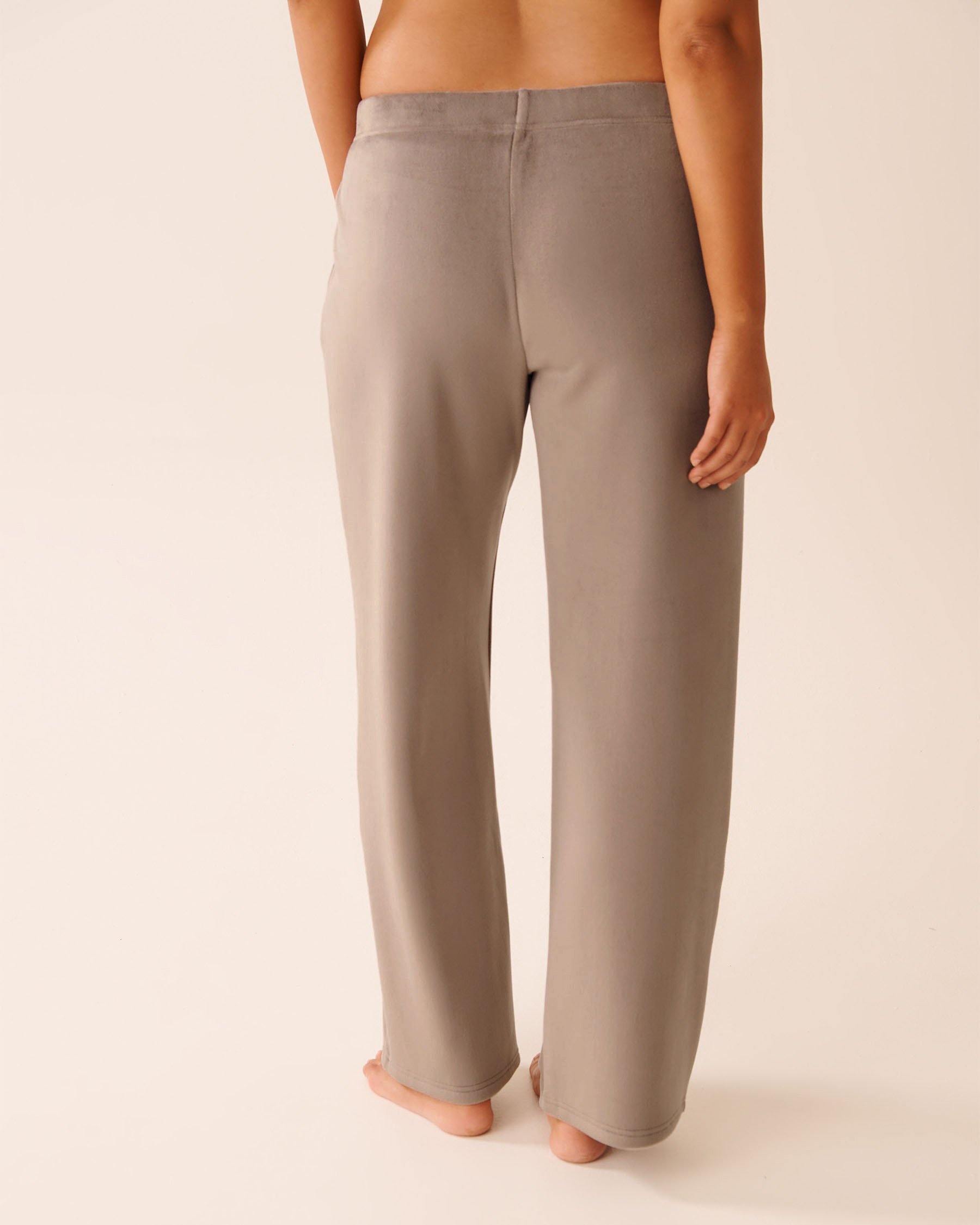 LA VIE EN ROSE Velvet Pants Brown 50200108 - View2