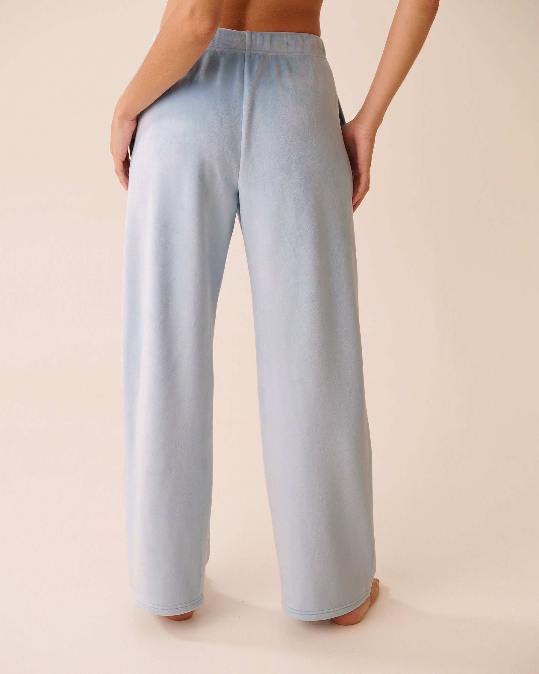 LA VIE EN ROSE Velvet Pants Light Blue 50200108 - View2