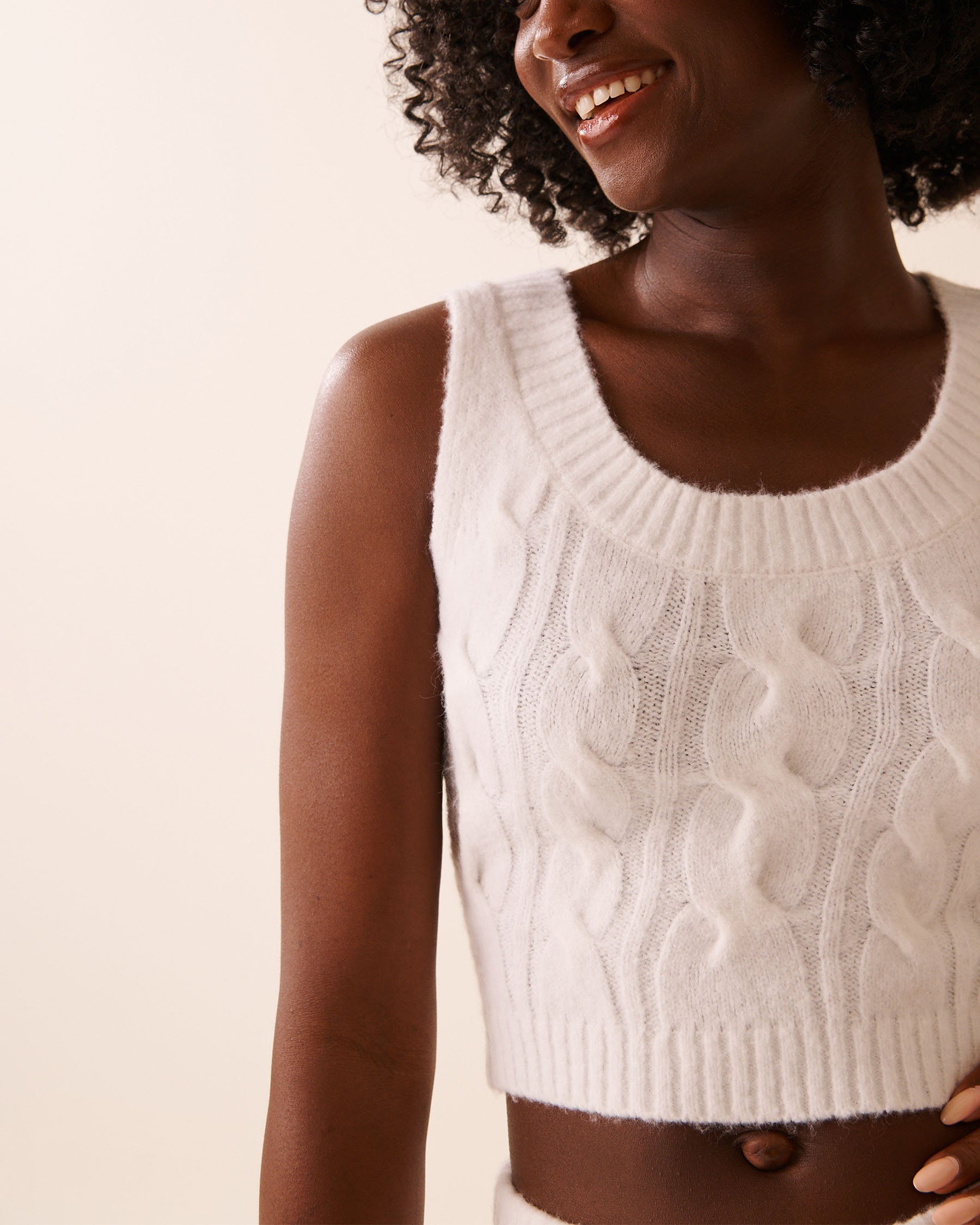 LA VIE EN ROSE Camisole courte en tricot torsadé Blanc 50100118 - Voir3