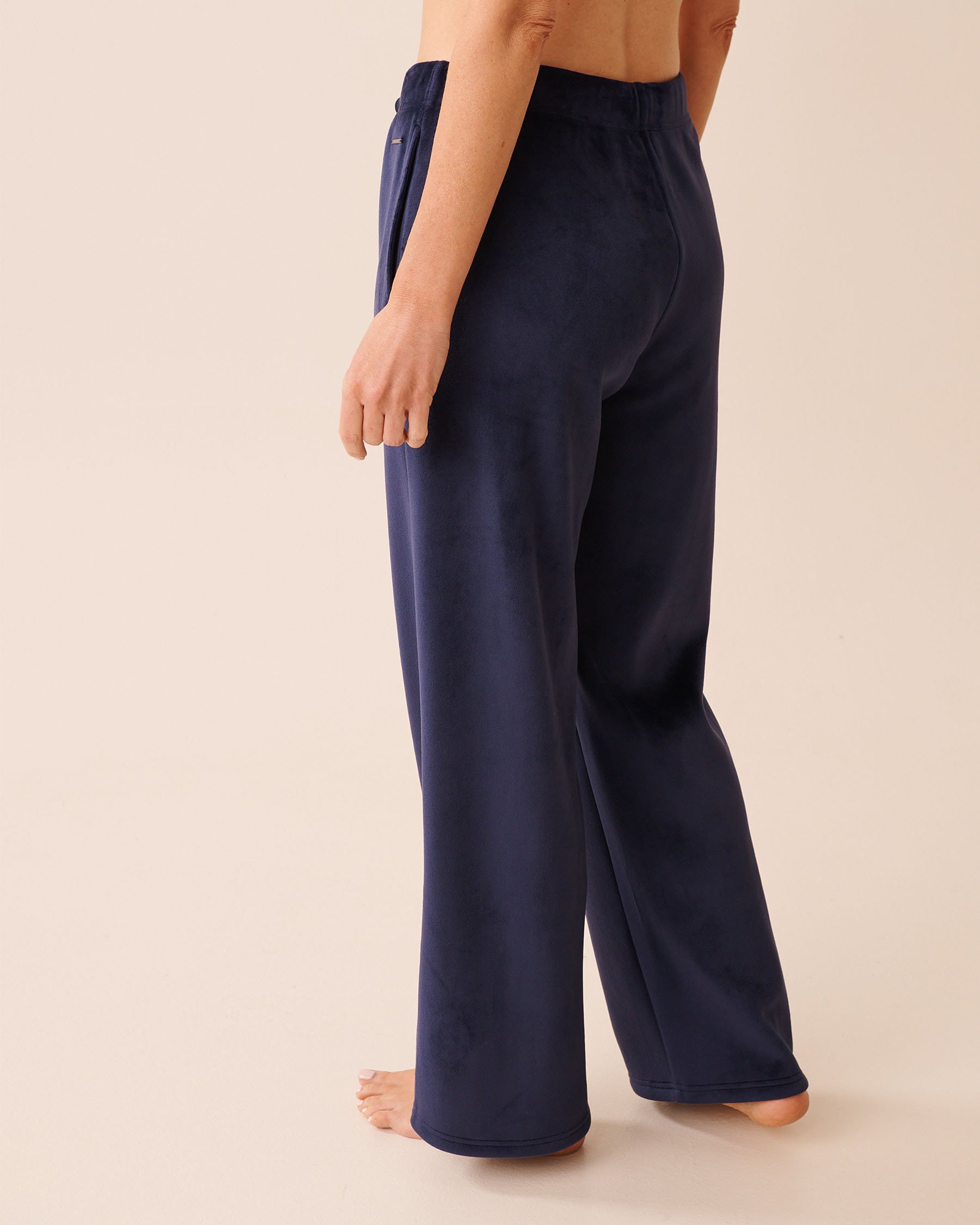 LA VIE EN ROSE Velvet Pants Evening Blue 50200108 - View2