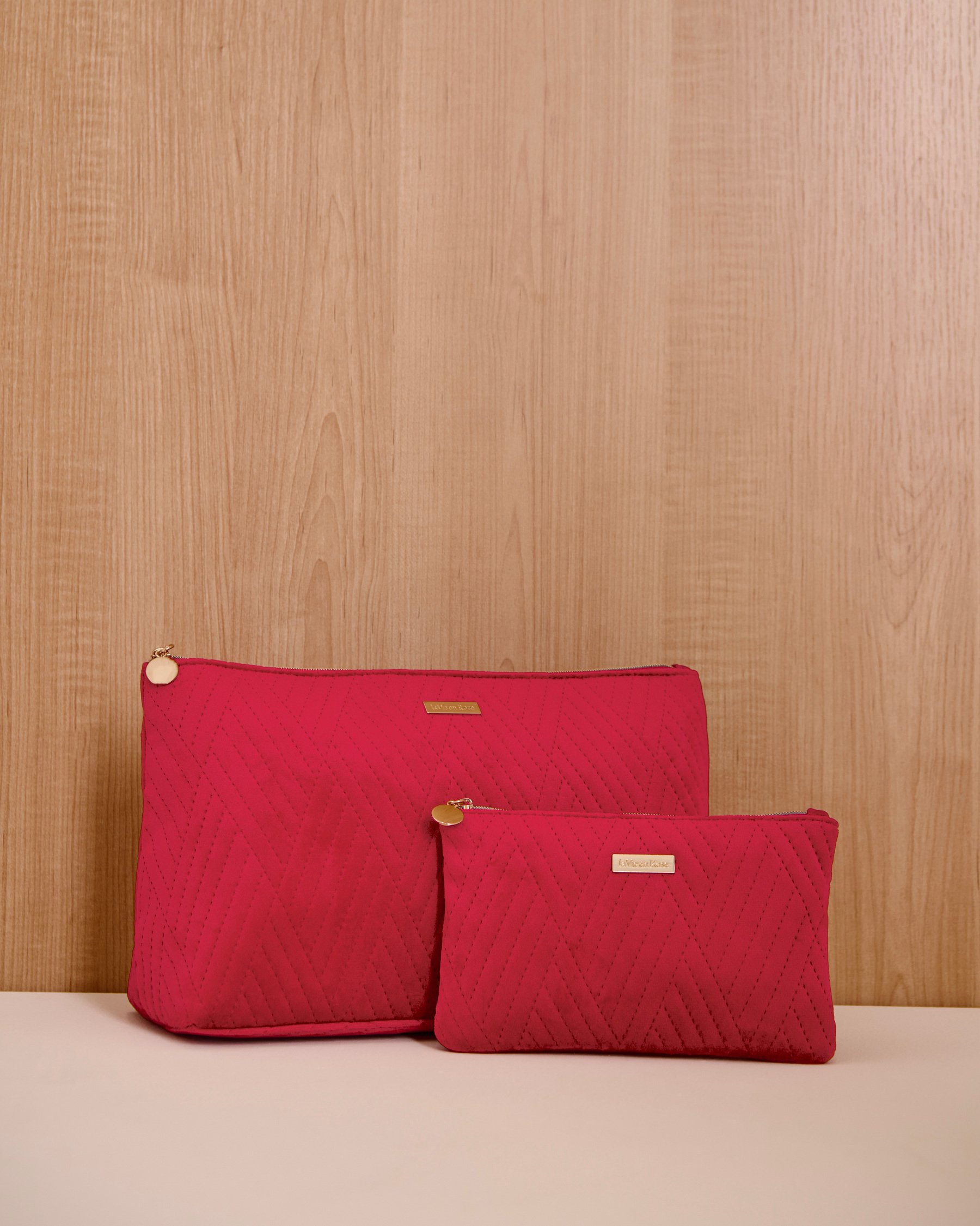 LA VIE EN ROSE 2-in-1 Velvet Cosmetic Bag Merry Red 40700428 - View1