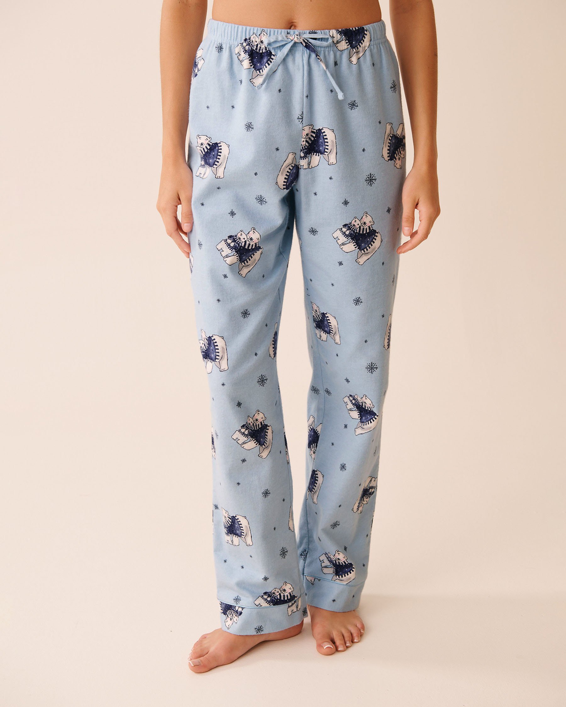 LA VIE EN ROSE Polar Bear Print Flannel PJ Set Blue/Polar Bears 40400089 - View4