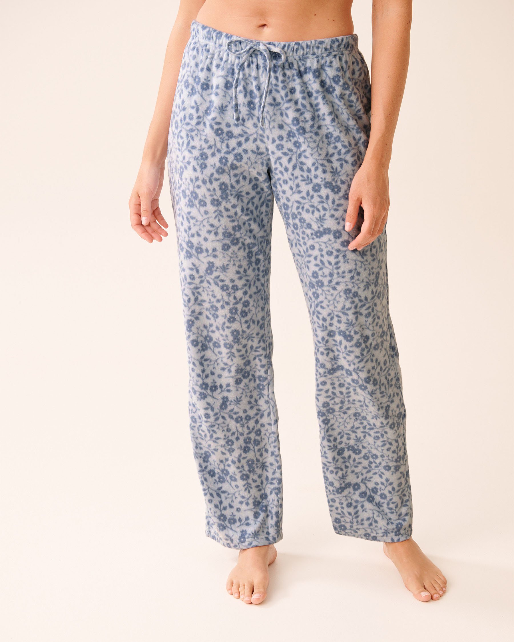 LA VIE EN ROSE Blue Floral Print Microfleece PJ Set Blue Floral 40400090 - View4