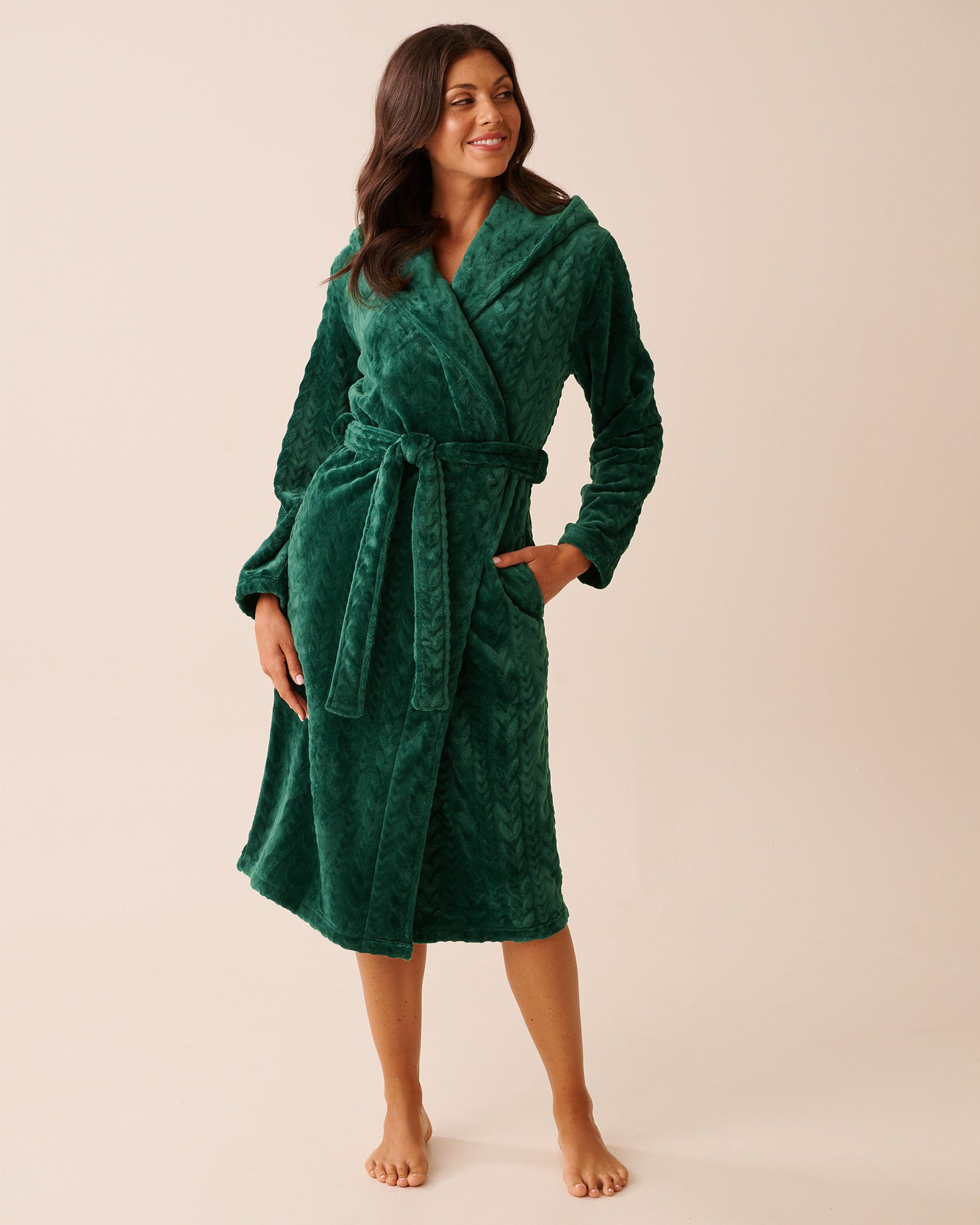 LA VIE EN ROSE Recycled Fibers Soft Cable Knit Hooded Robe Fir Green 40600223 - View1