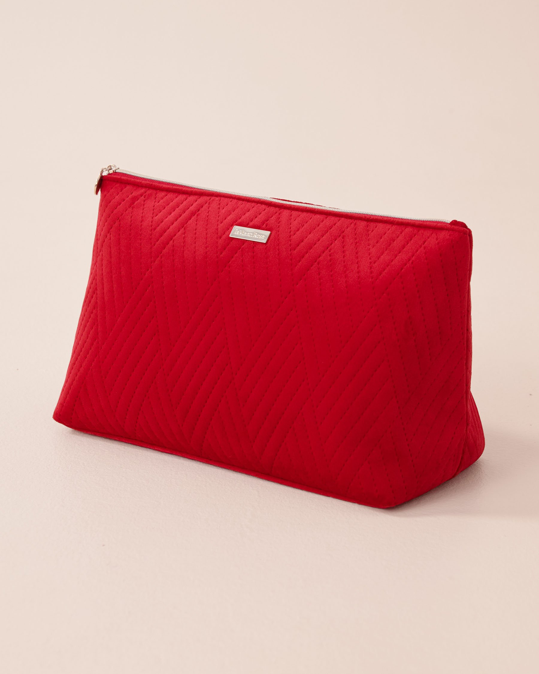 LA VIE EN ROSE 2-in-1 Velvet Cosmetic Bag Merry Red 40700428 - View4