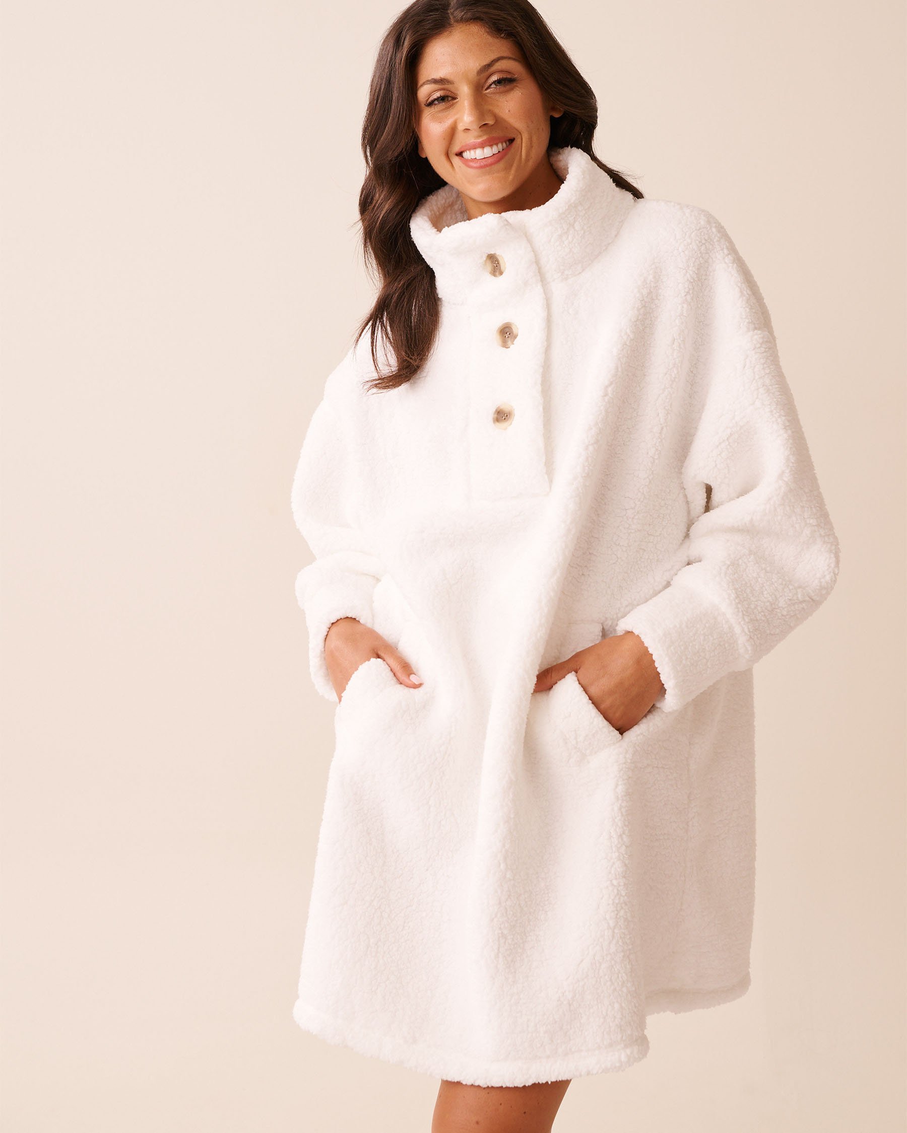 LA VIE EN ROSE Oversized Button-up Sweatshirt Snow White 40700438 - View1