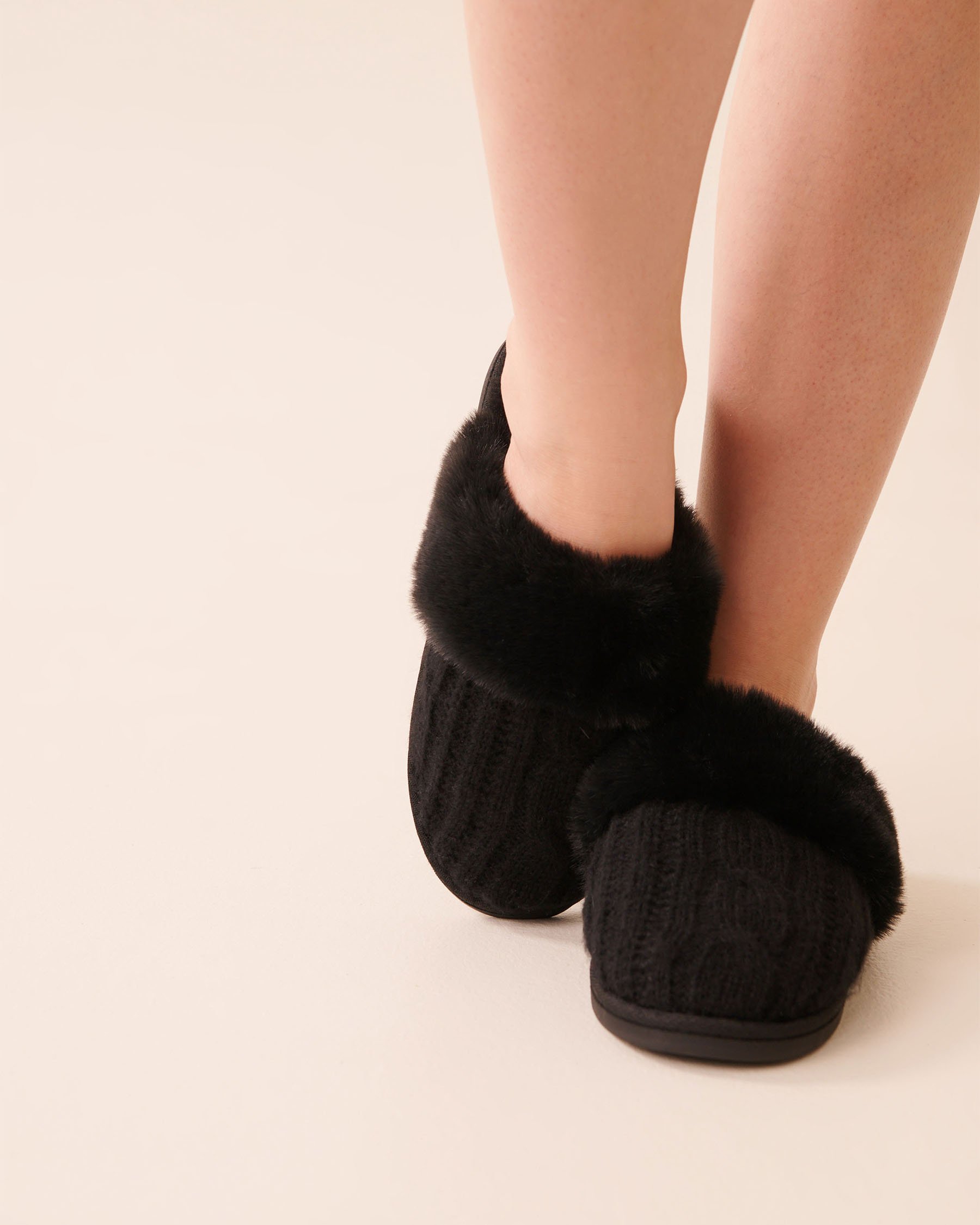 LA VIE EN ROSE Cable Knit and Faux Fur Slippers Black 40700429 - View1