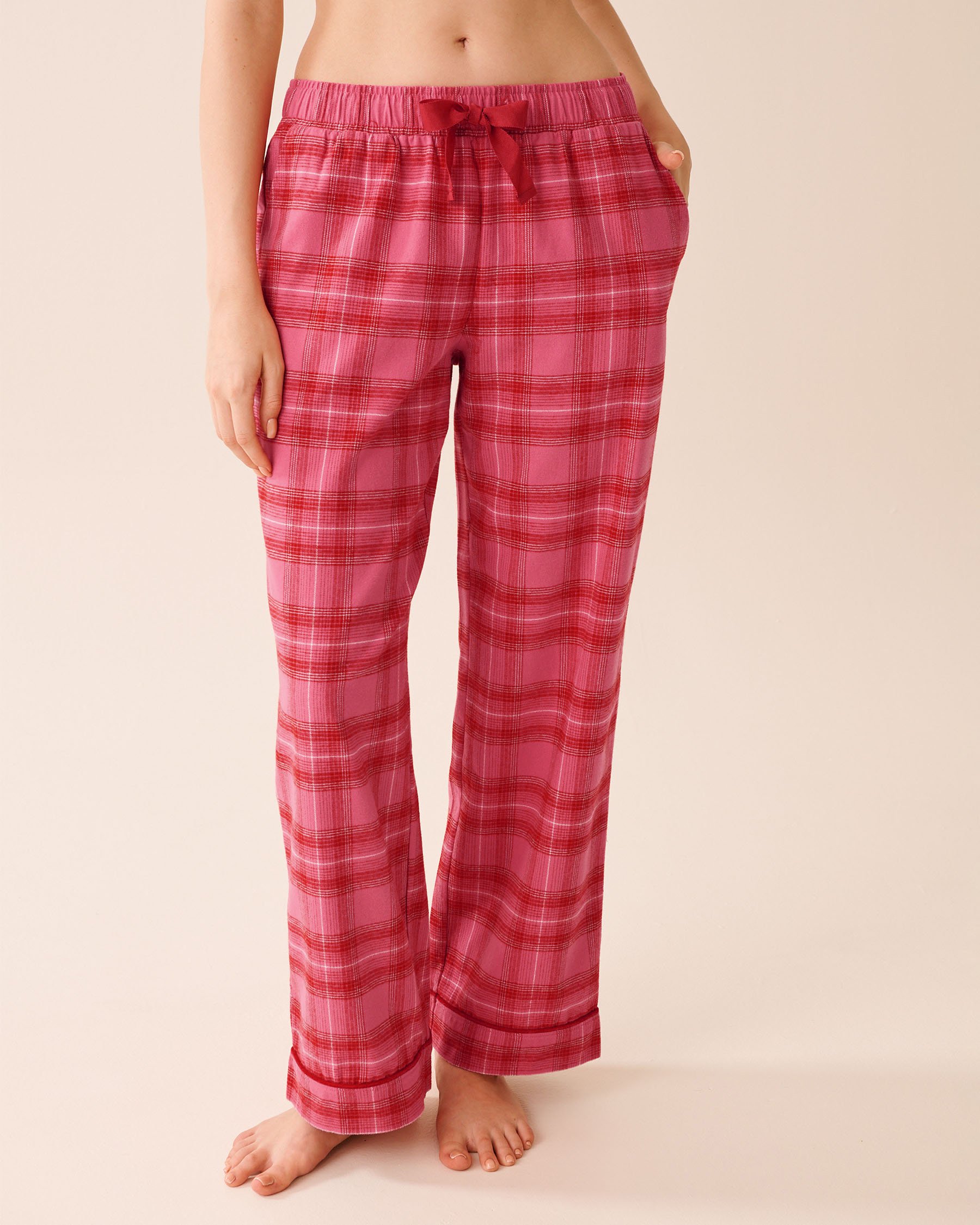 LA VIE EN ROSE Comfort & Joy Plaid Flannel Pants Red & Pink Plaid 40200777 - View1