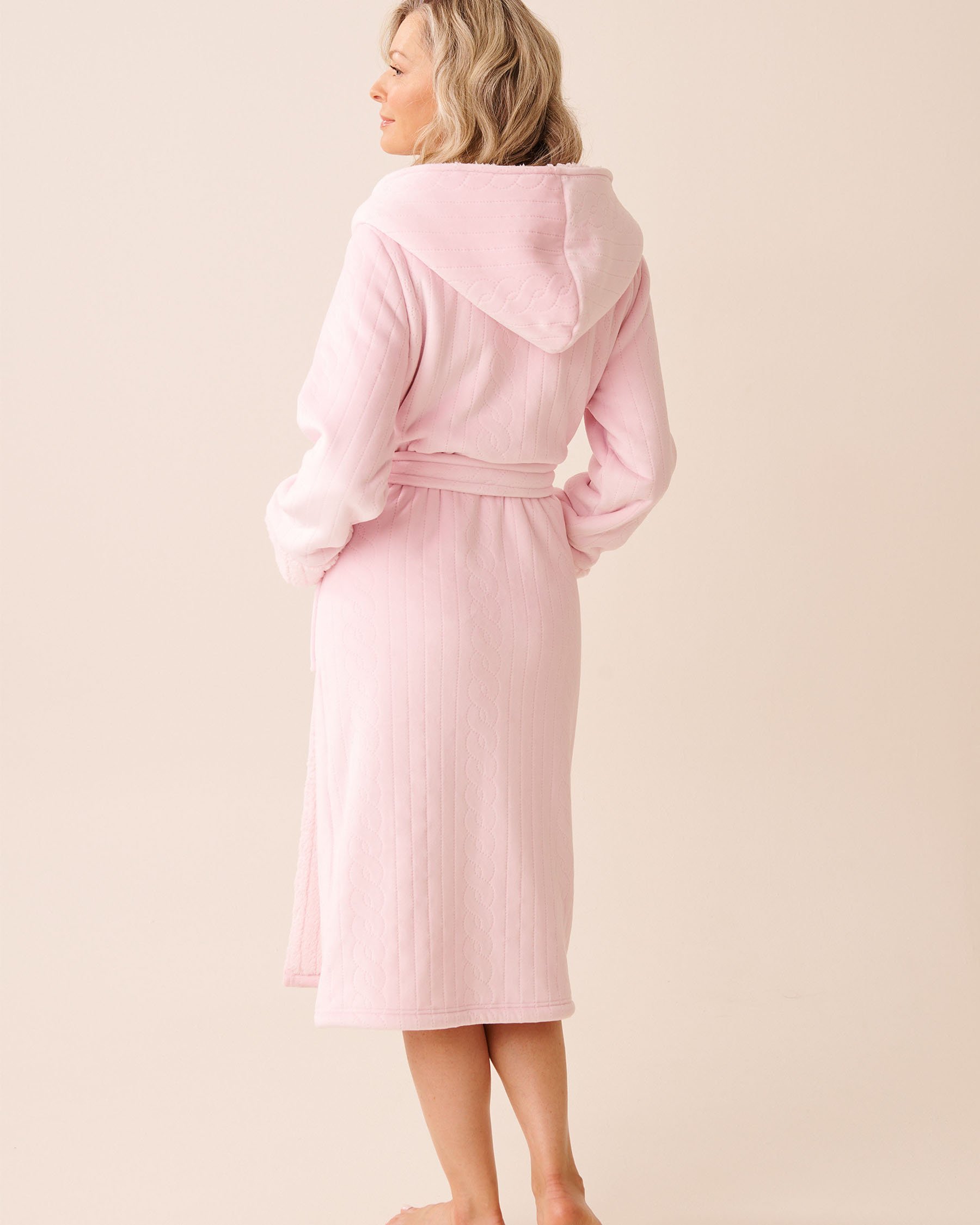 LA VIE EN ROSE Luxurious Hooded Robe Light Pink 40600218 - View2