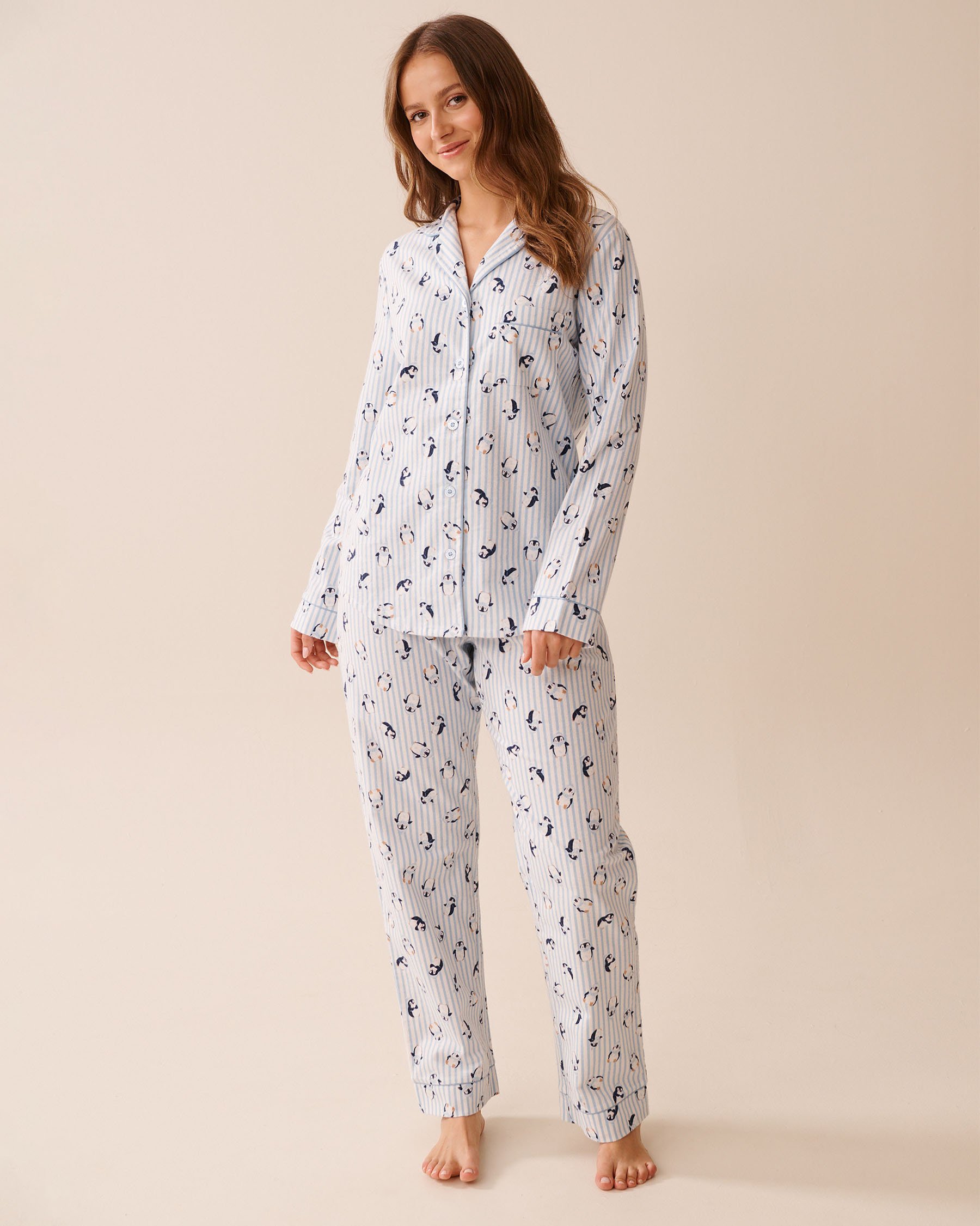 LA VIE EN ROSE Penguin Print Flannel PJ Set Blue Stripe/Penguins 40400089 - View1