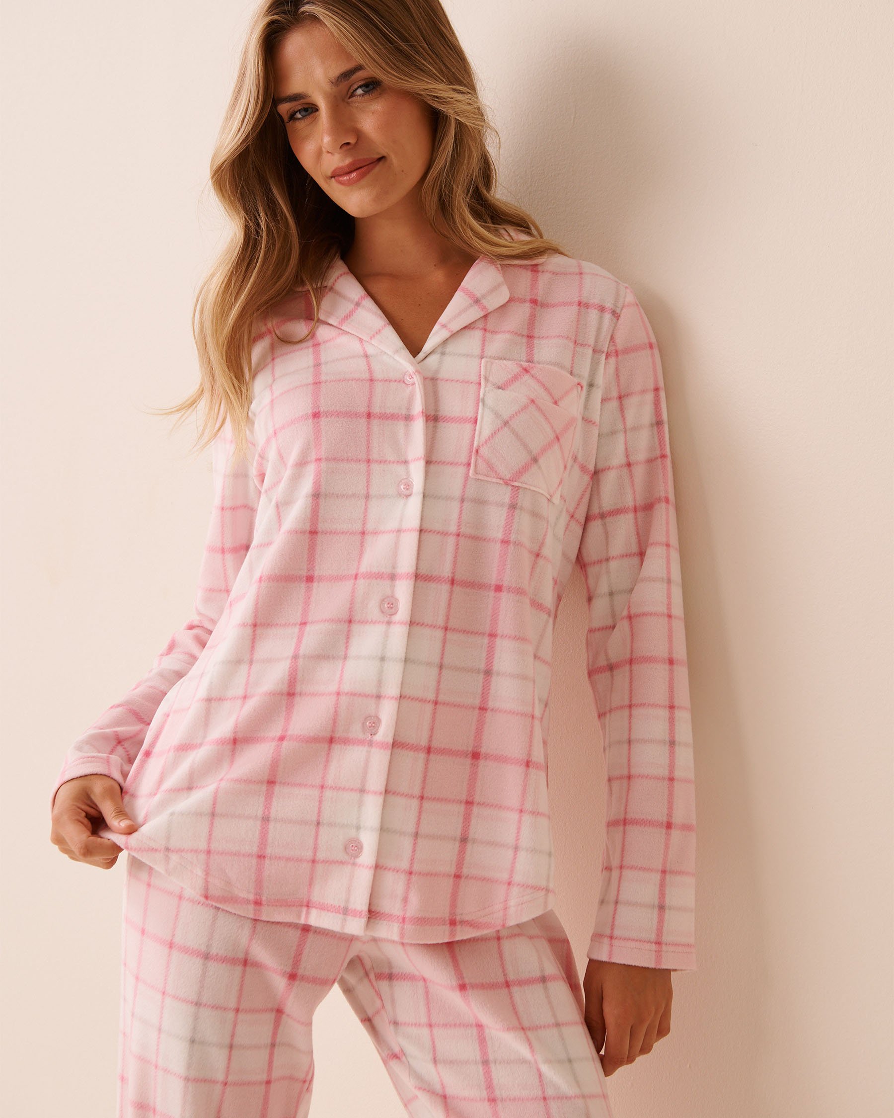 LA VIE EN ROSE Ensemble pyjama en polaire carreaux roses Carreaux roses clairs 40400090 - Voir3