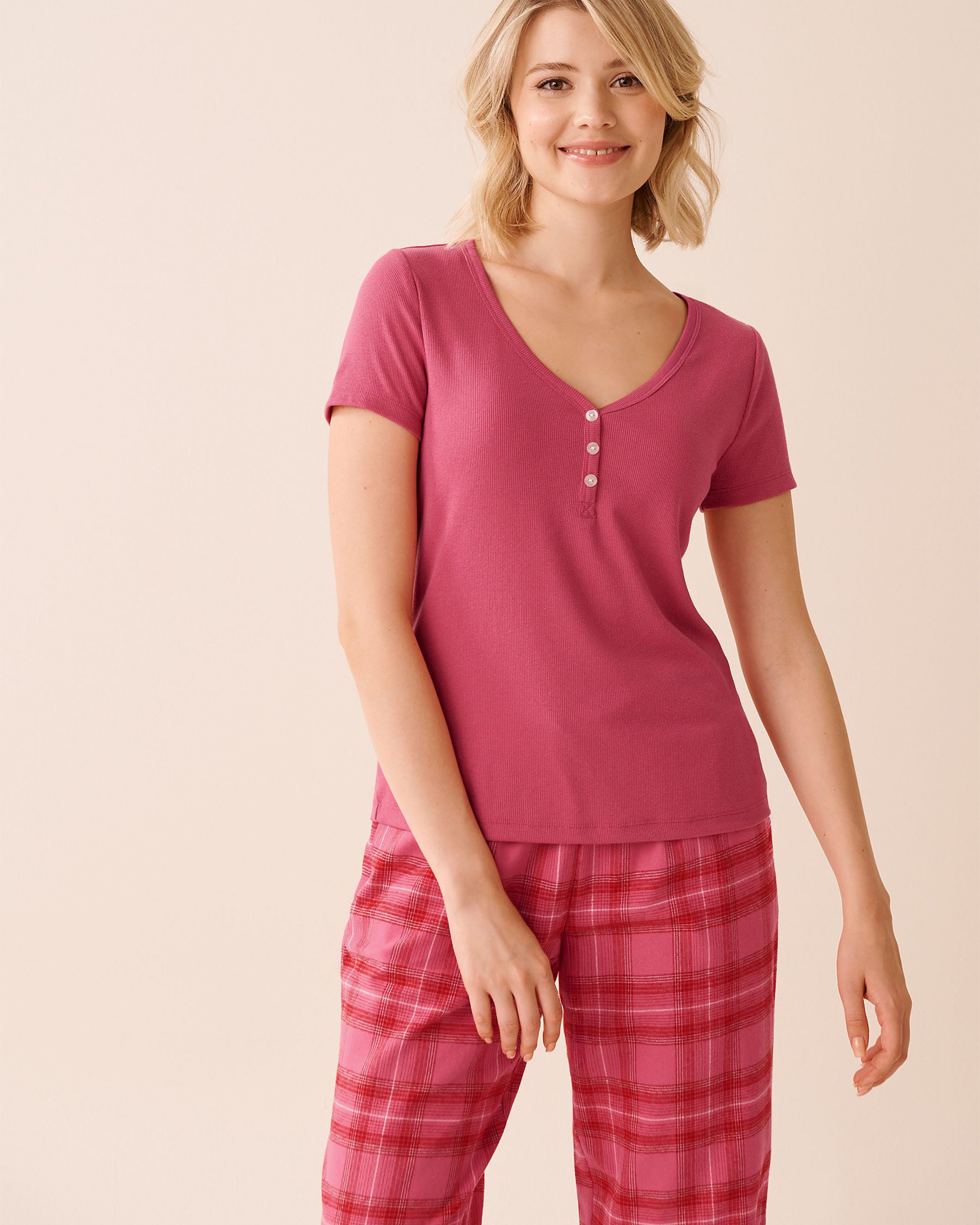 LA VIE EN ROSE Ribbed Henley T-shirt Cherry Red 40100804 - View1